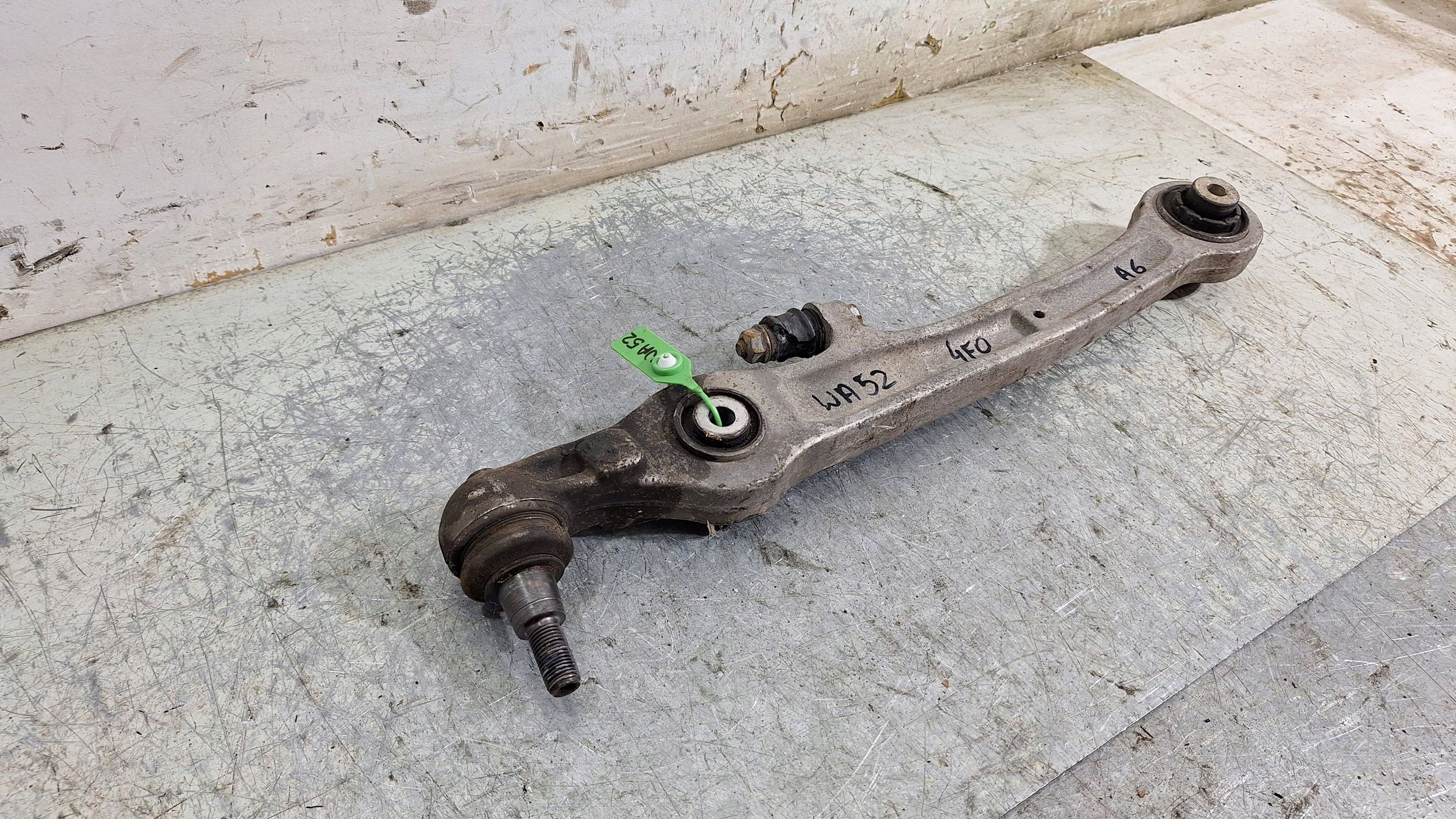 arm front left lower front 4F0407151A AUDI A6 C6