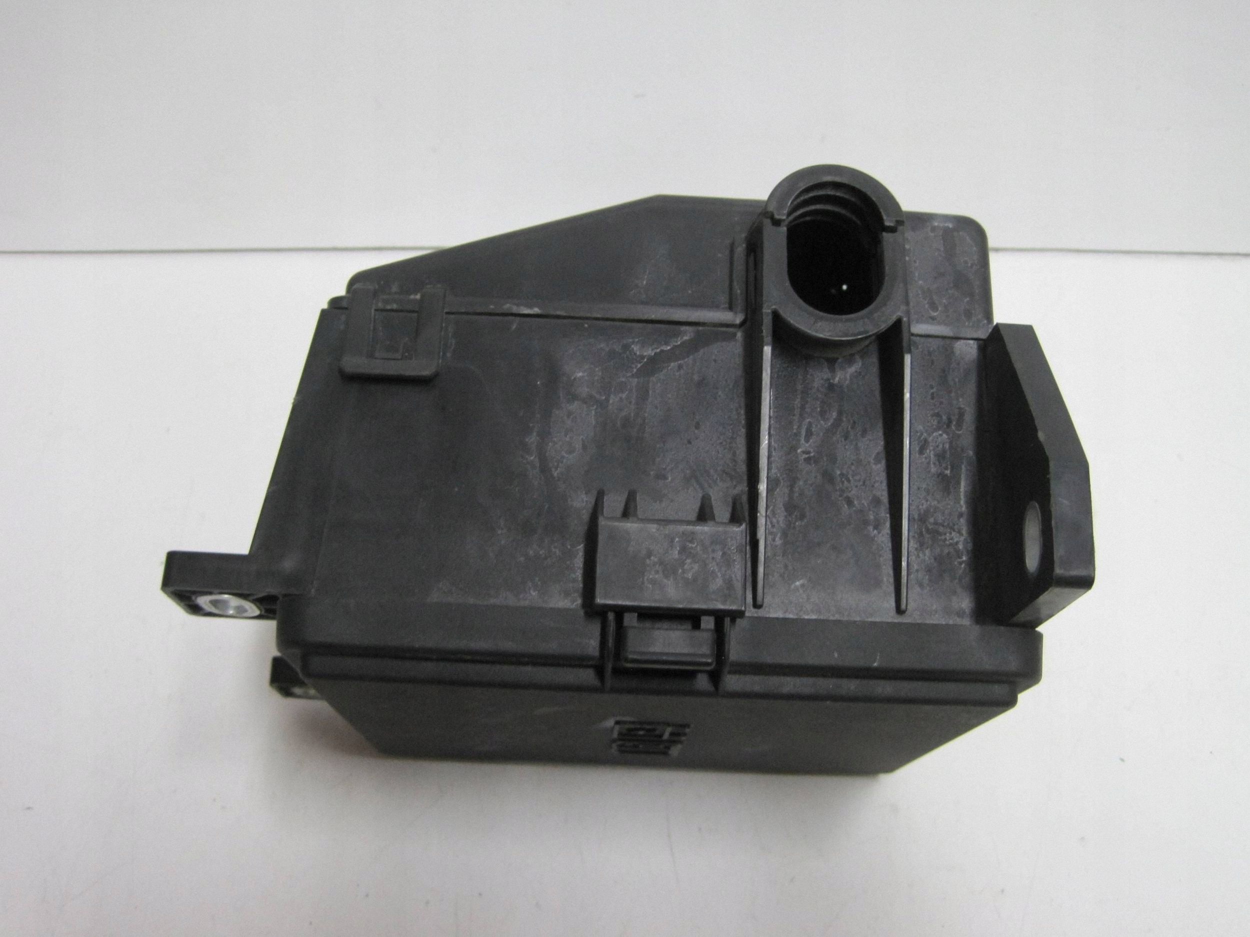 Module fusibles Complète JAGUAR et-PACE J9D314A076AA