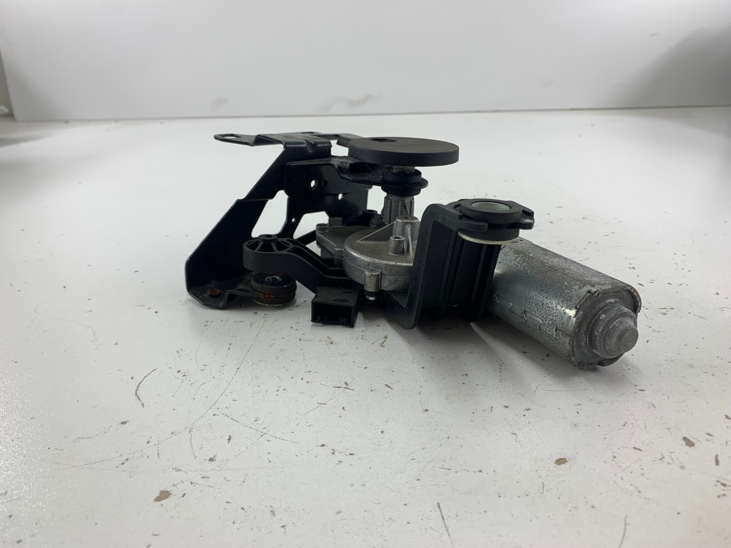 BMW E61 E60 LIFT Wischergestänge heck 1397220