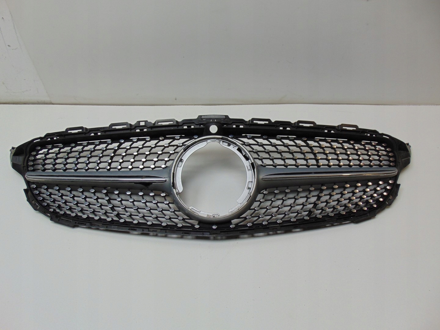 Mercedes-Benz C-Klasse W205 Kühlergrill FRONTGRILL Kühlergitter A2058802104 - Thumbnail 1