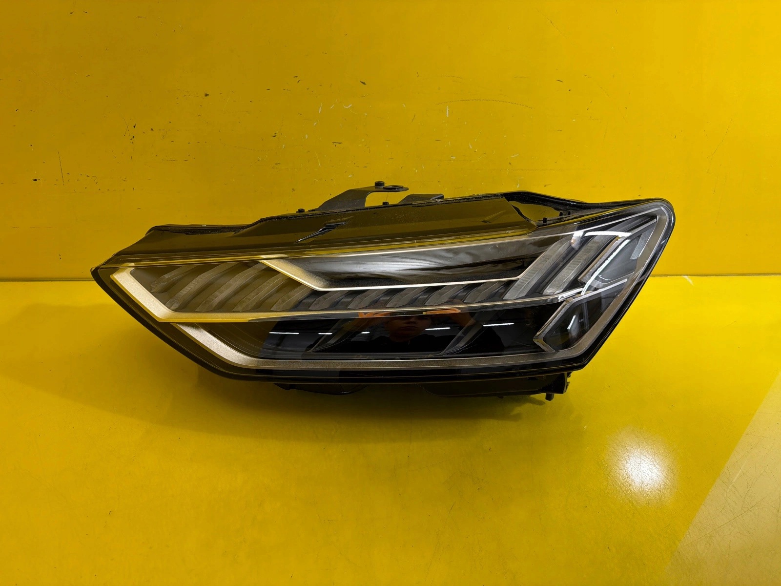 light left Audi A7 S7 C8 4K8 4K Matrix 4K8941035F 2019-2024