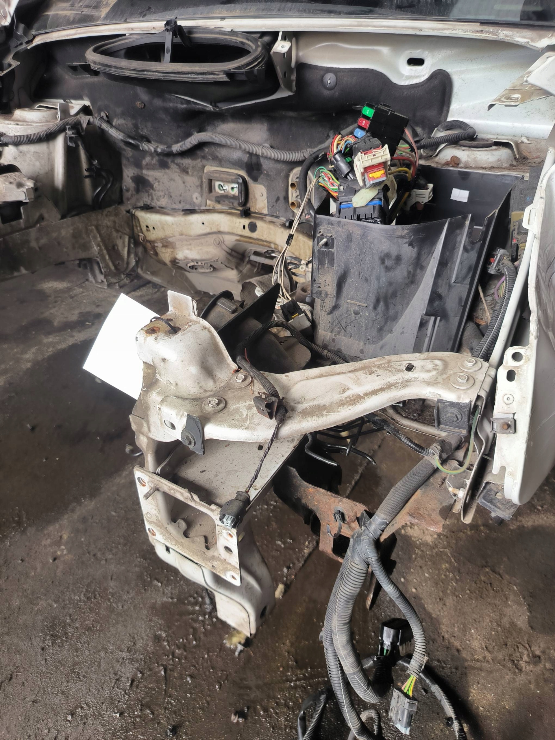 pipe end PODLUZNICY left PEUGEOT PARTNER II