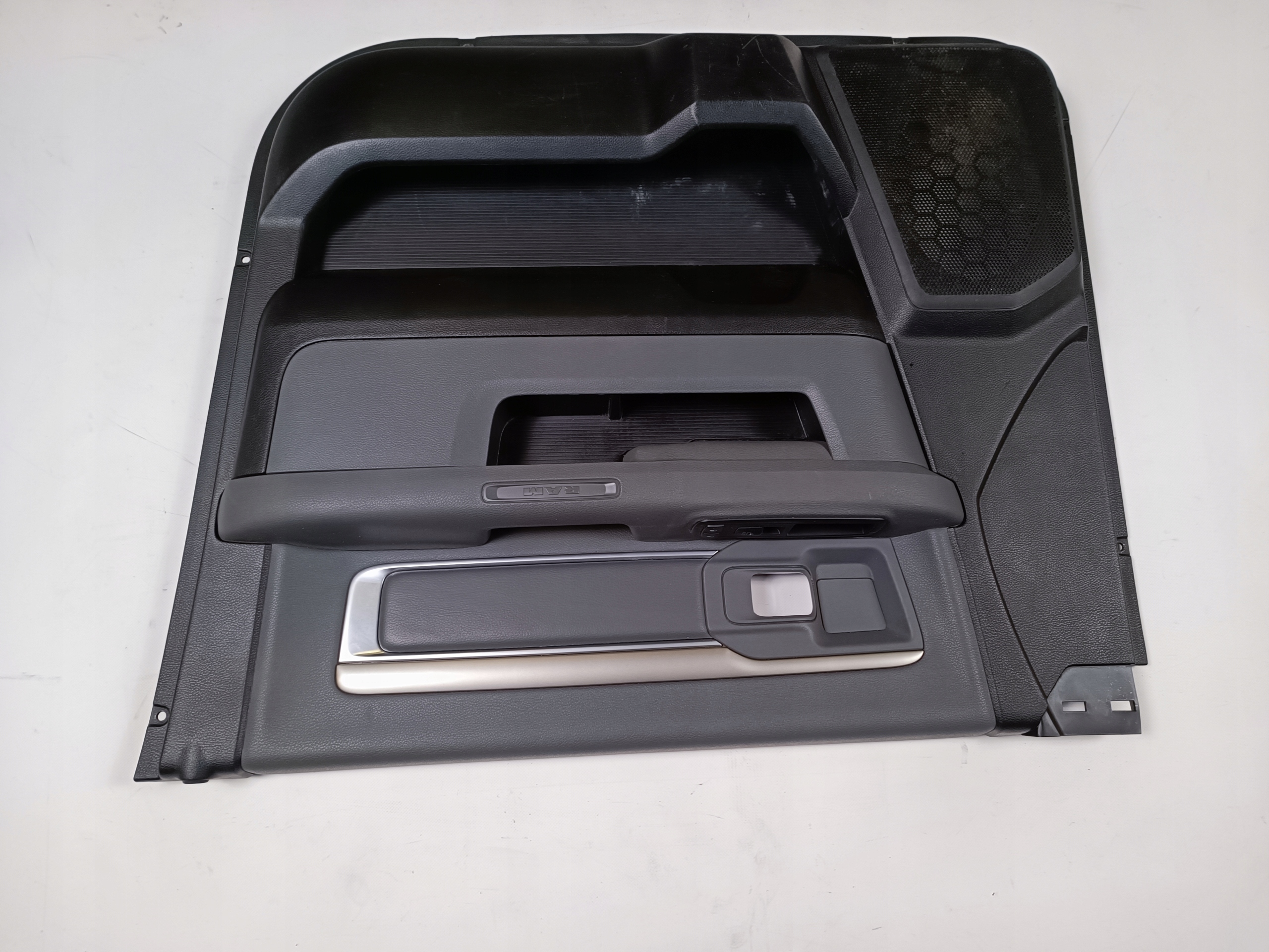 side door right front front Dodge RAM 1500 2013-2018