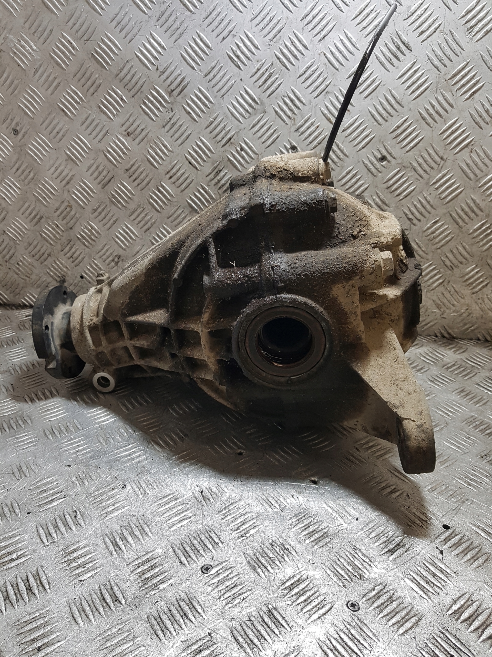 differenciál hátsó MERCEDES-BENZ ML W163 4460060031 3.70