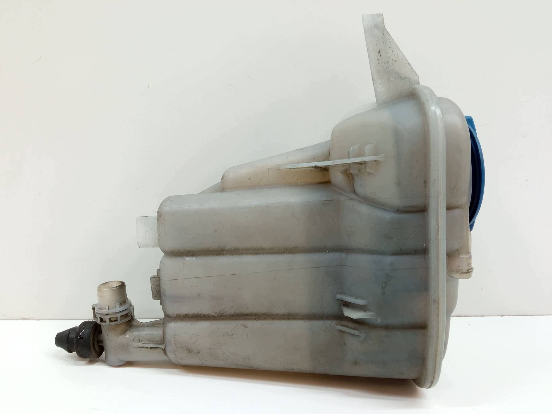 water tank 8K0121403G Audi A4 IV (2008-2015) B8