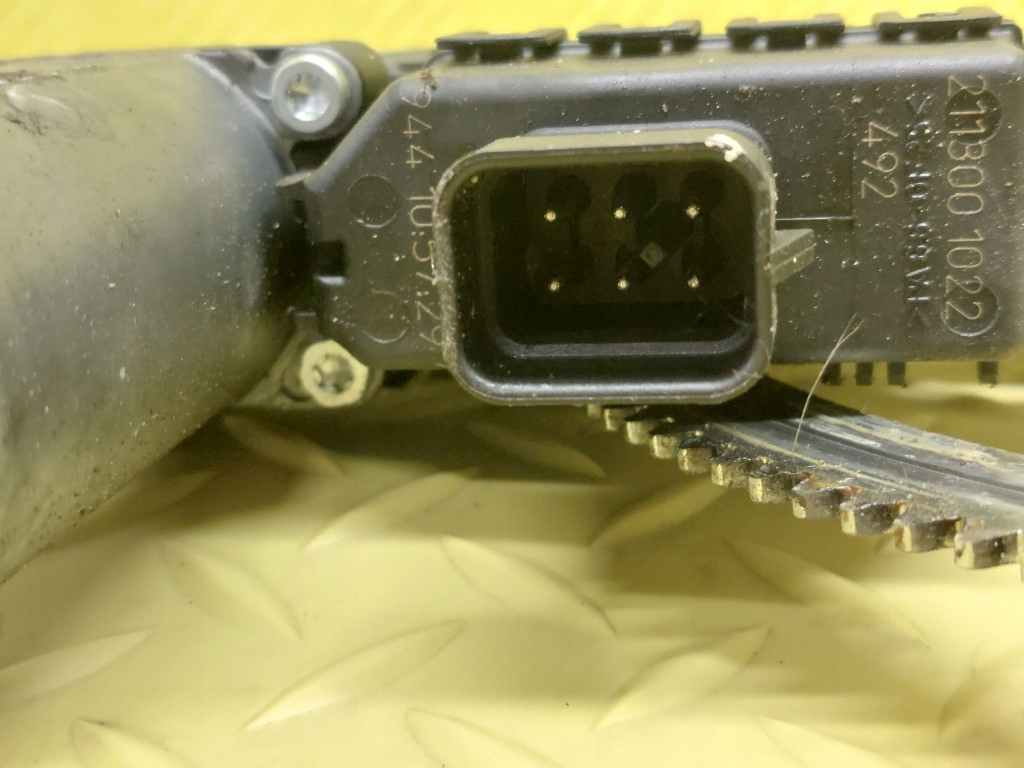 OPEL ASTRA H window regulator right front 994887100