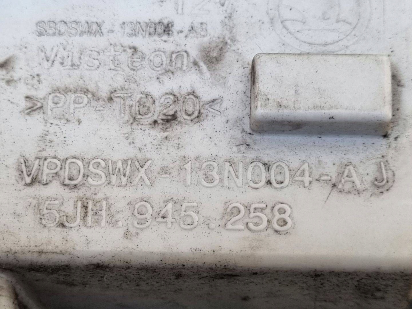 light rear right side Skoda Rapid NH 2014 5JH945112