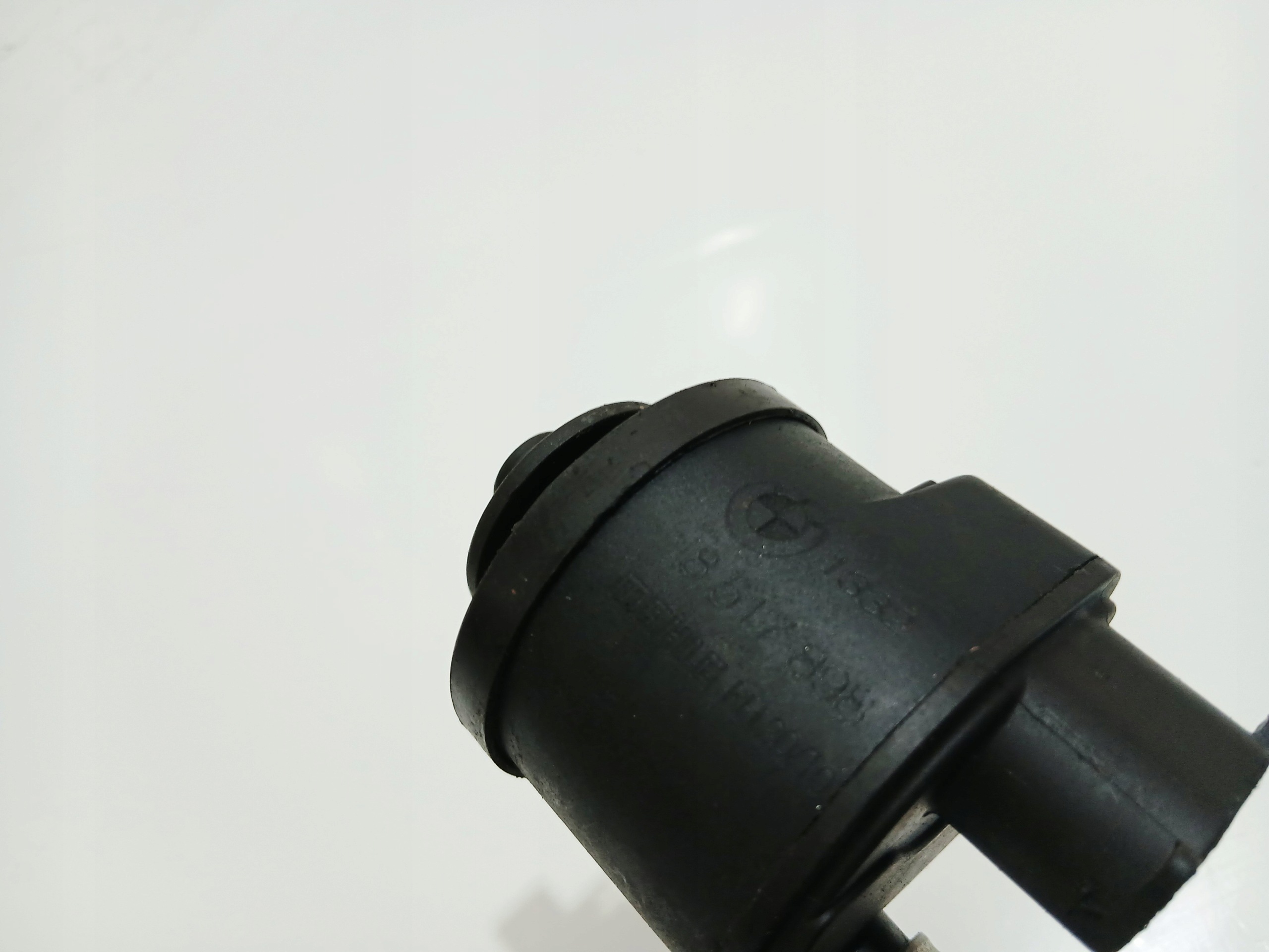 grijač goriva 3 PIN E60 E61 LCI N47 2.0D 8517898 (0000992)