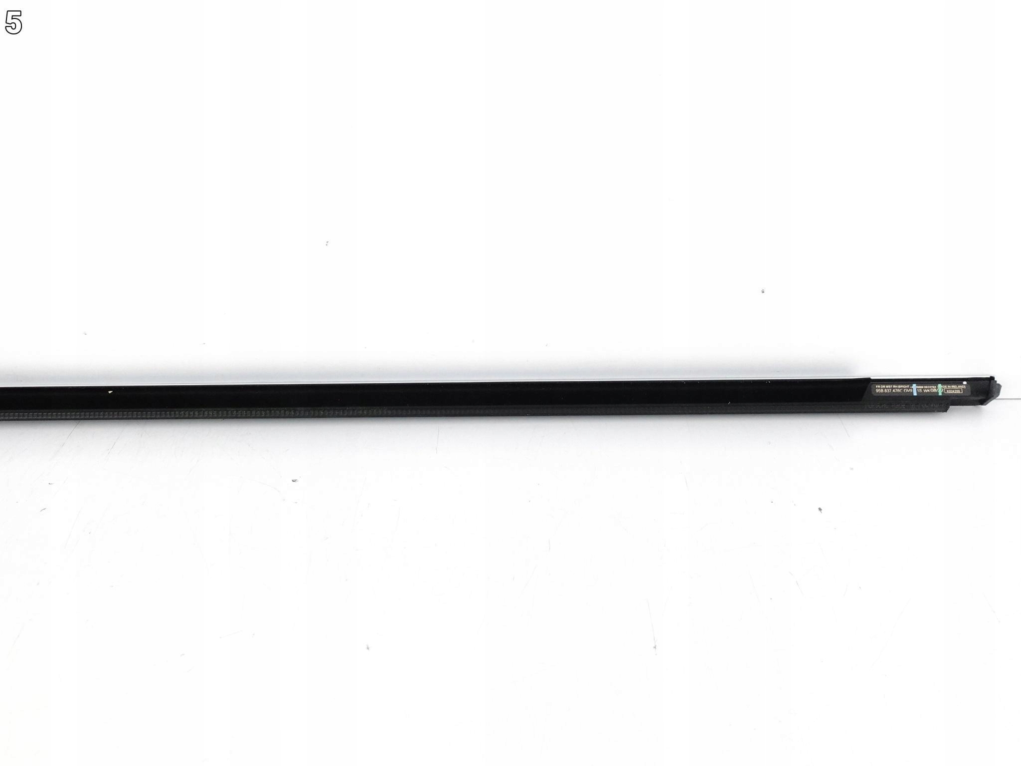 PORSCHE MACAN 14- LIFT moulding dust windows door right front CHROM GV9
