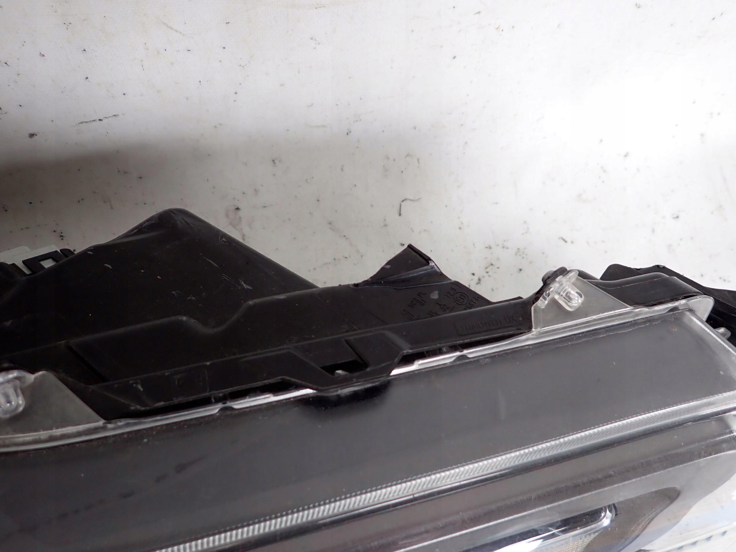 TOYOTA HILUX VIII LIFT 20- light right front front