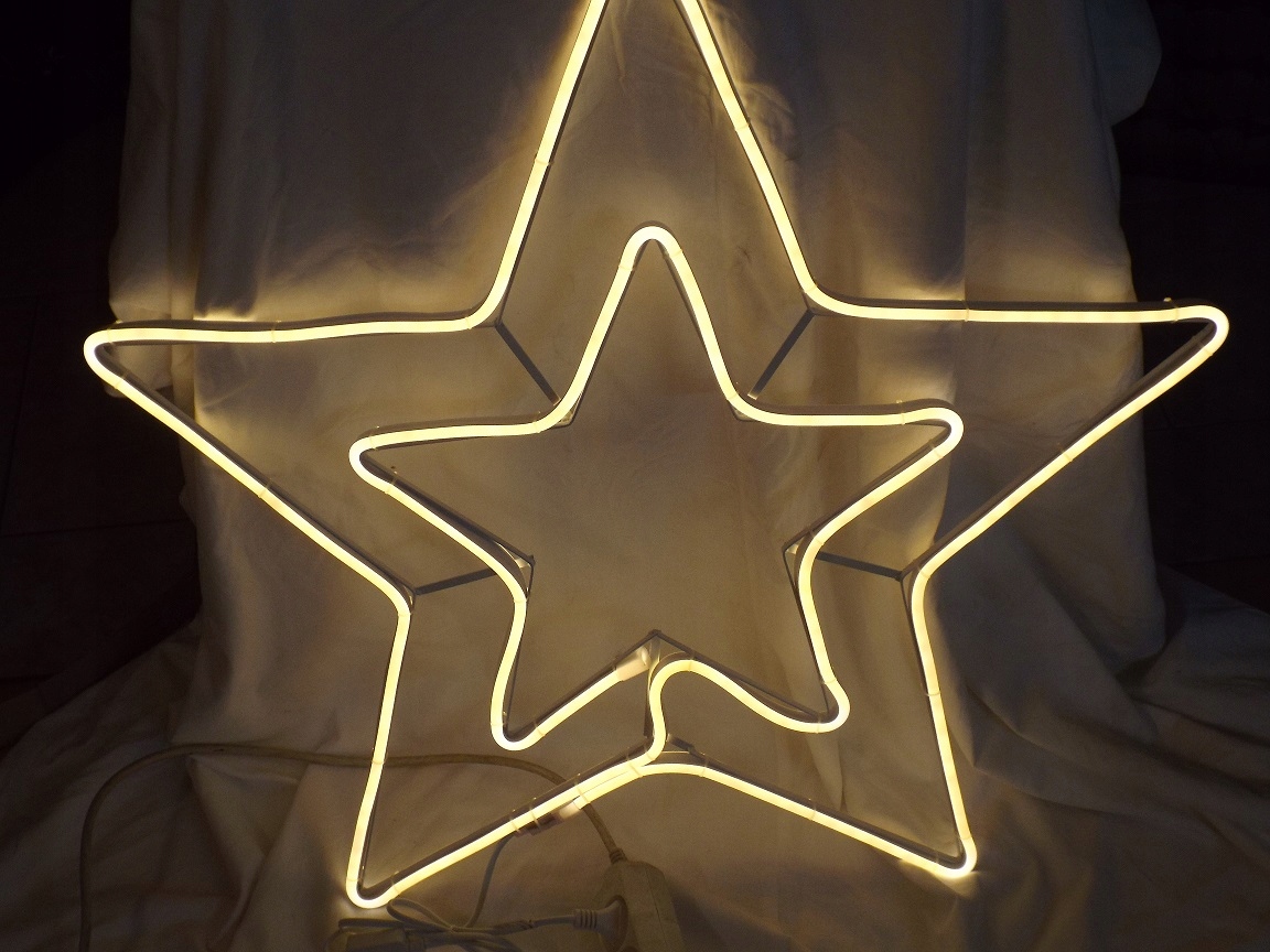 BARDZO DUŻA GWIAZDA NEON ŚWIECĄCA CIEPŁO BIAŁA LAMPKI LED 70 cm ZEWNĘTRZNA Marka Star