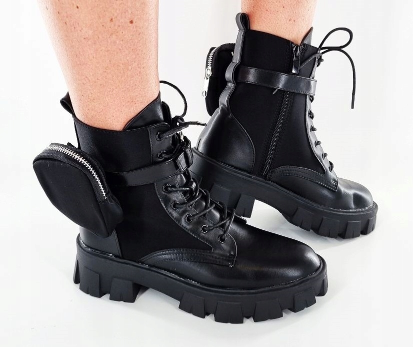 NOWE CZARNE BOTKI BUTY TRAPERY Z SASZETKĄ 38
