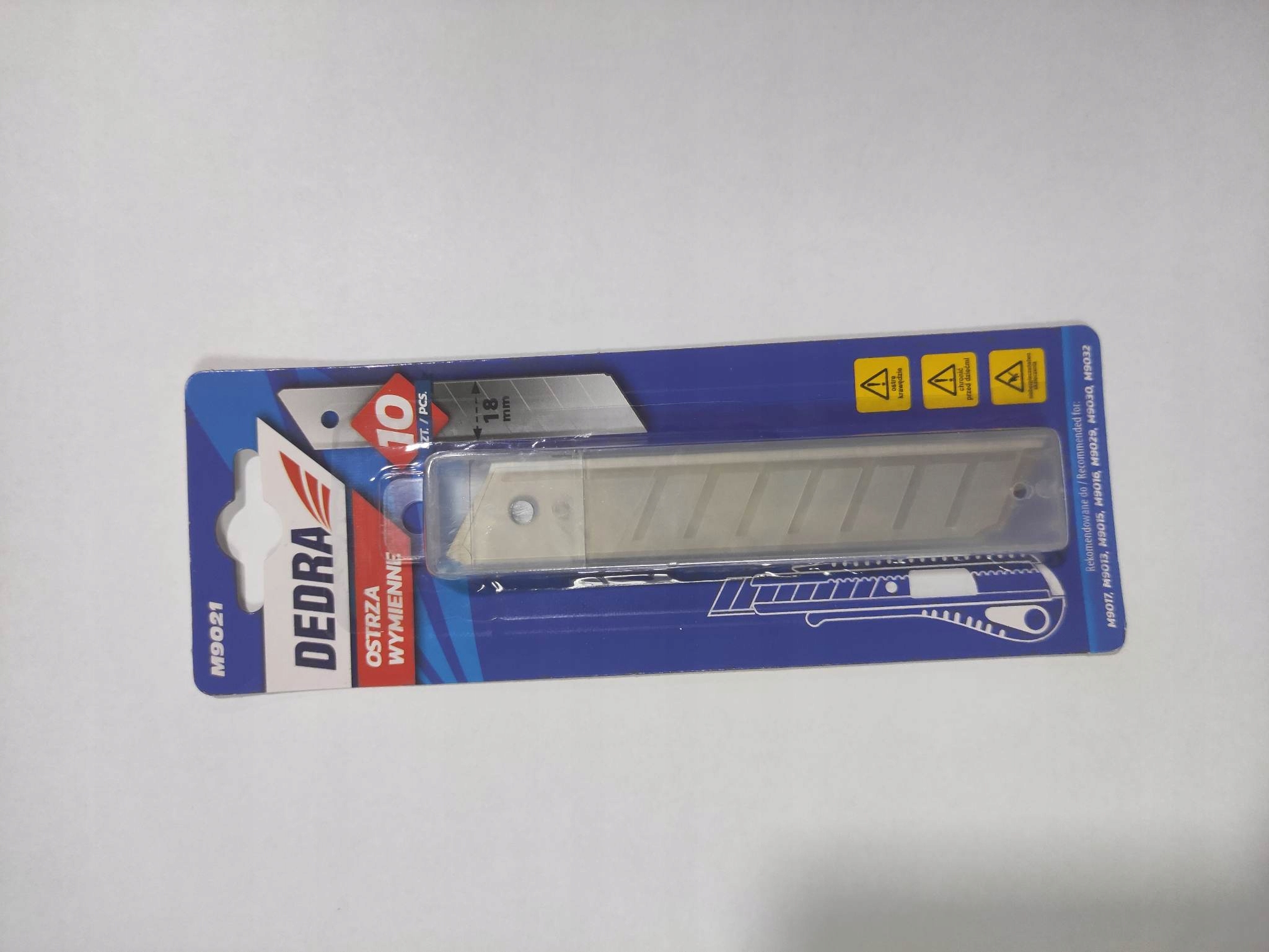 

Ostrza odłamywane Dedra M9021 18mm 10szt