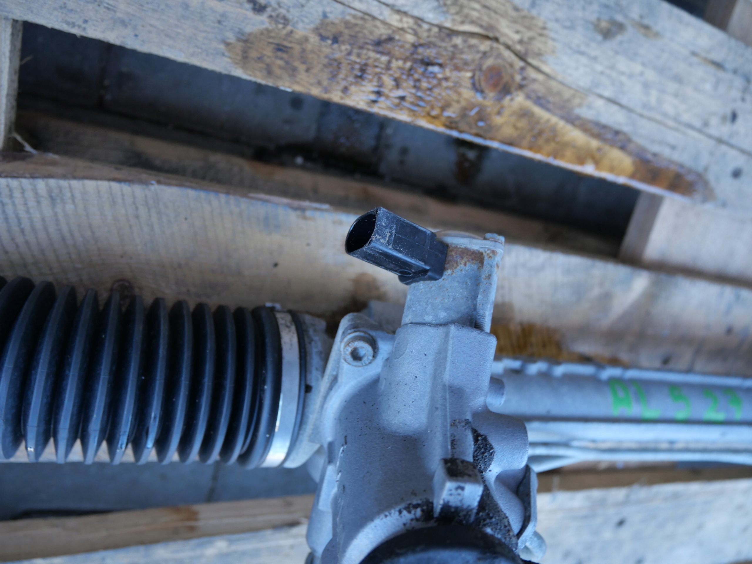 Boîter direction VW AMAROK 2H3422055B
