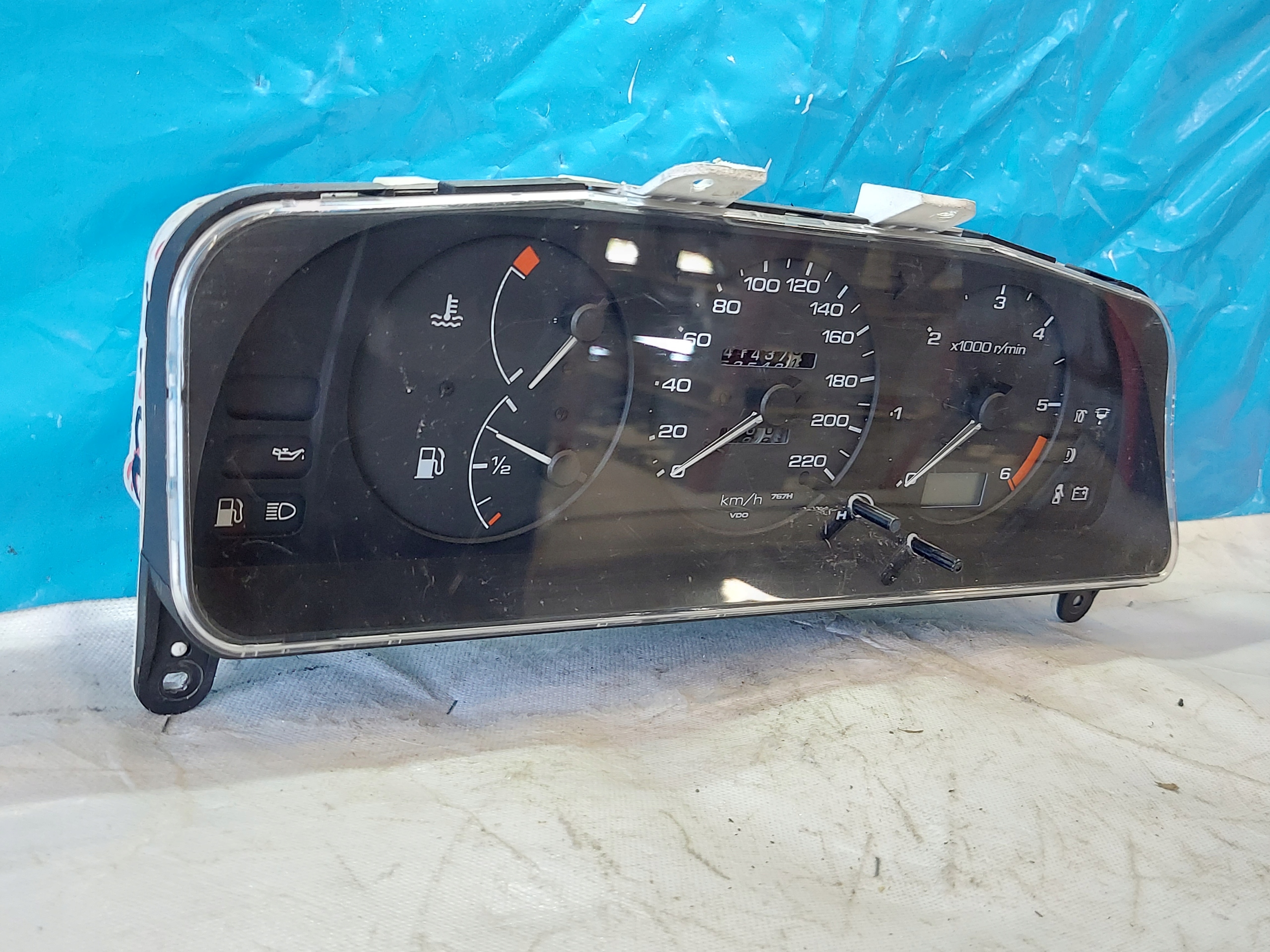 dials clock NISSAN PRIMERA P10 2.0 D 2481072J03