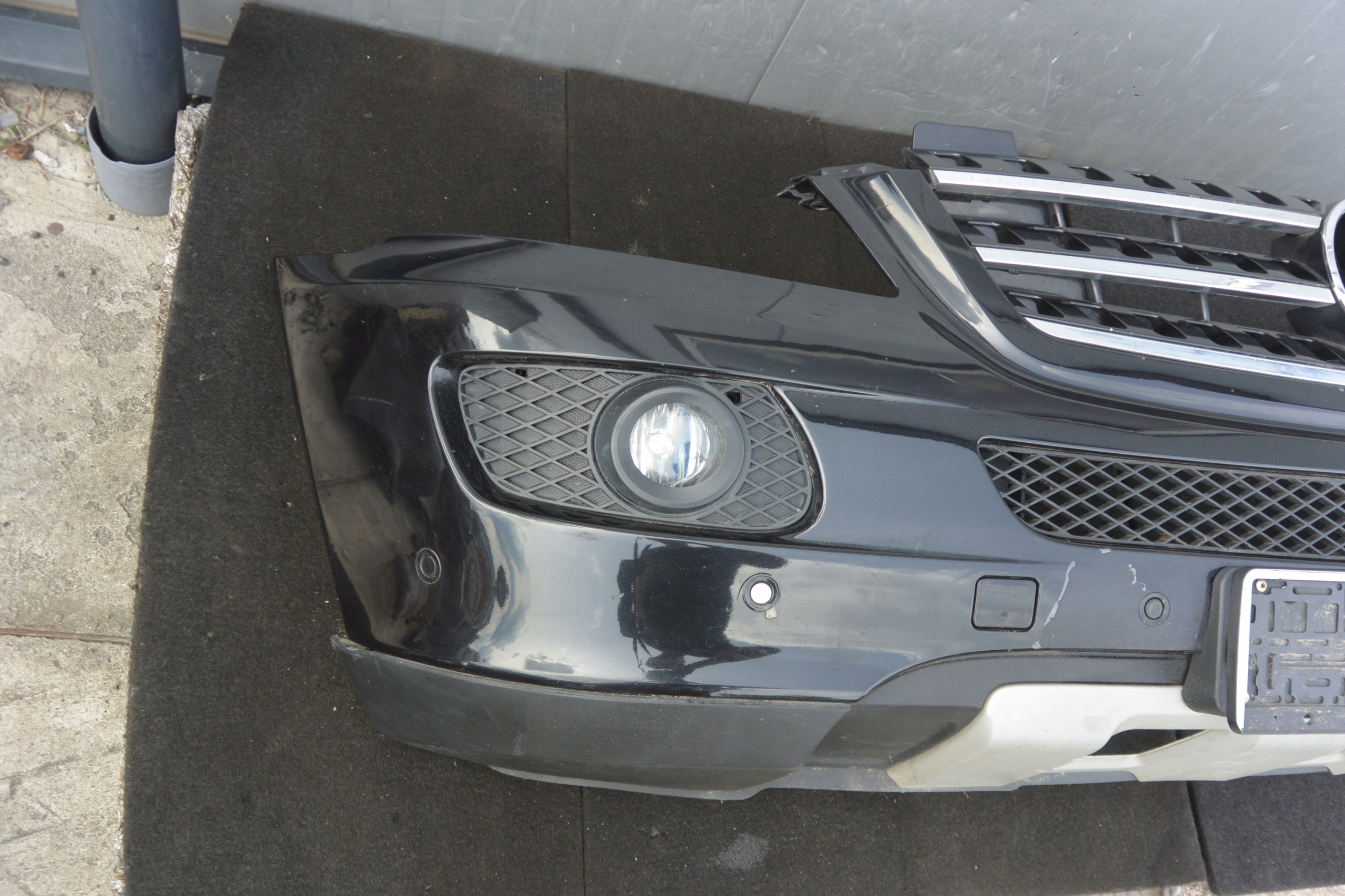 MERCEDES ML W164 bumper grill front 05-09 197 KPL PDC H7