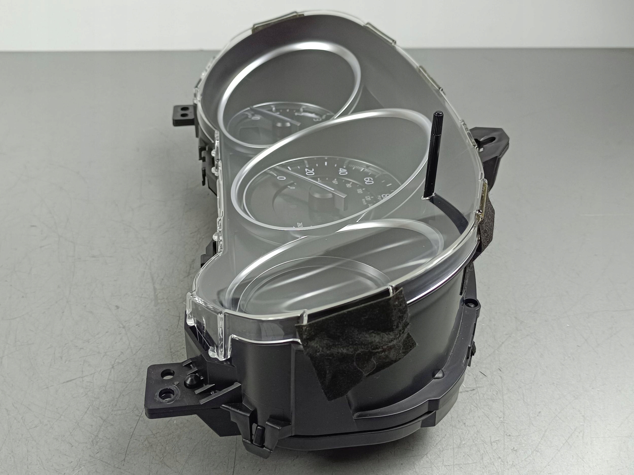 спидометр часы mazda oe TK4955430