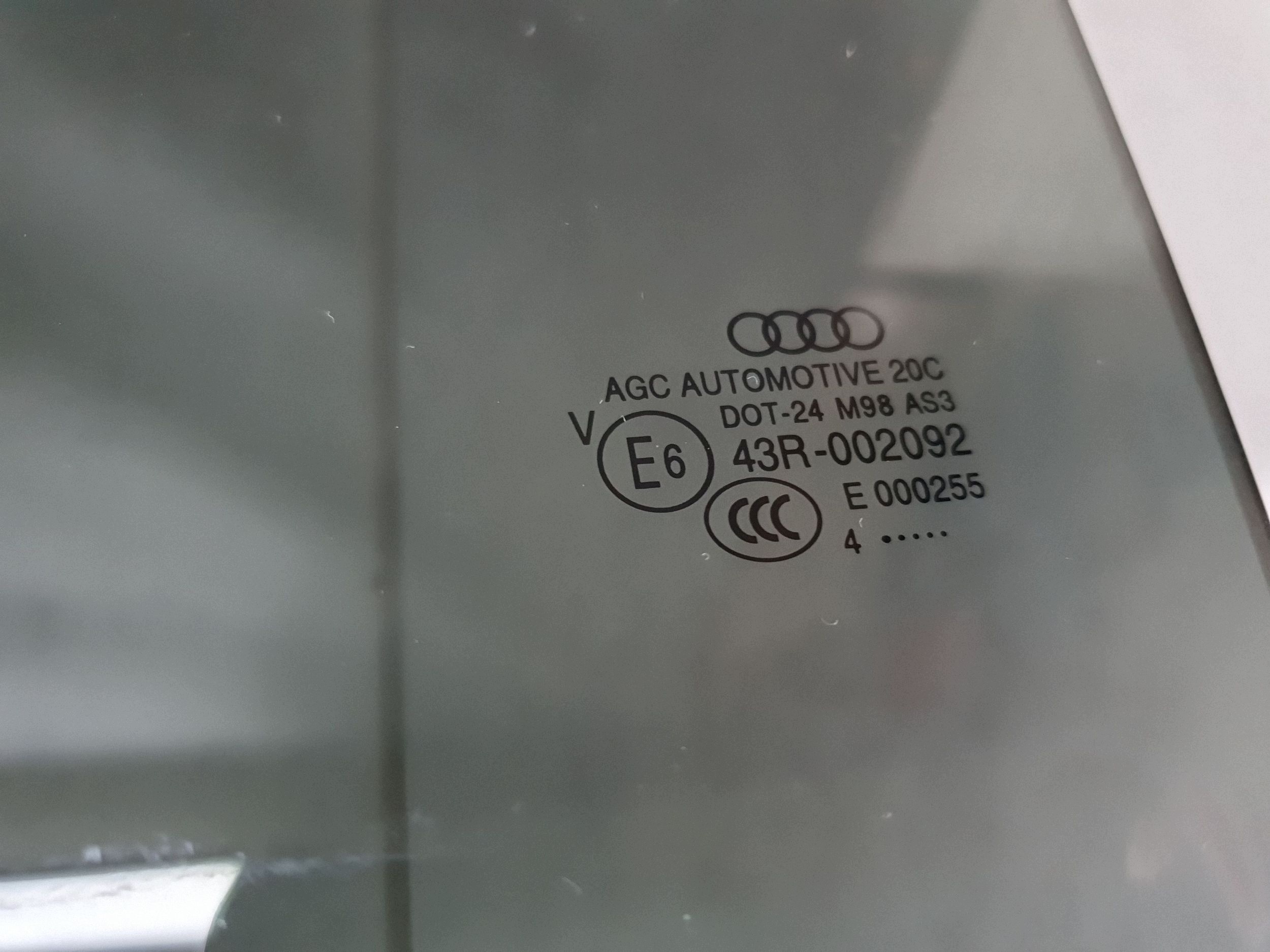 Audi Q7 4M window door left rear part 2014 4M0845025B