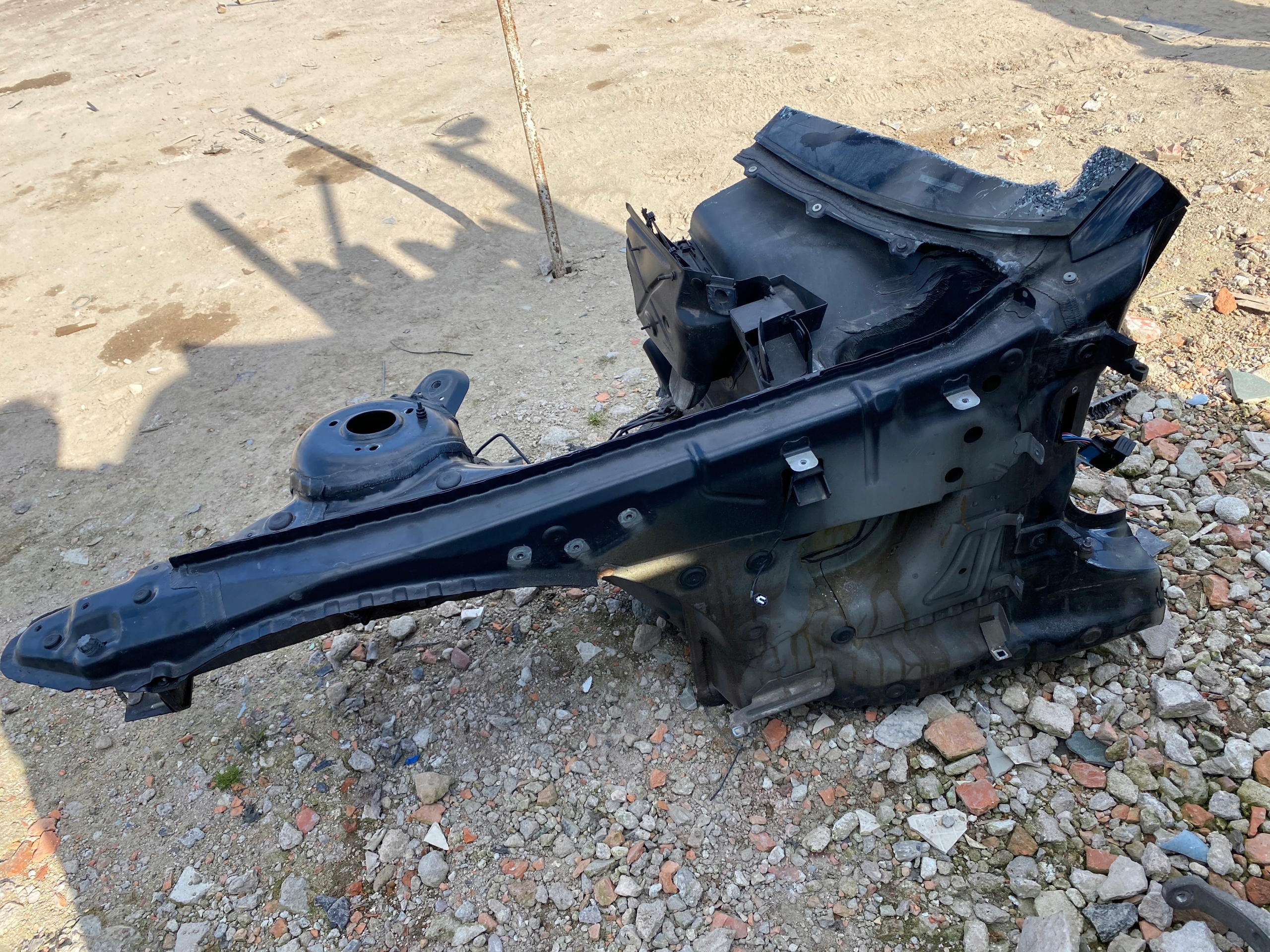 ЧЕТВЕРТЬ ЛОНЖЕРОН ФАРТУХ ЛЕВА BMW Z4 E89