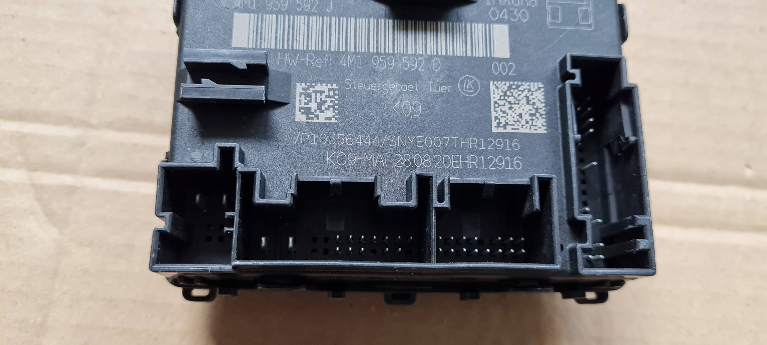 A6 C8 4K module control unit door front 4M1959592J