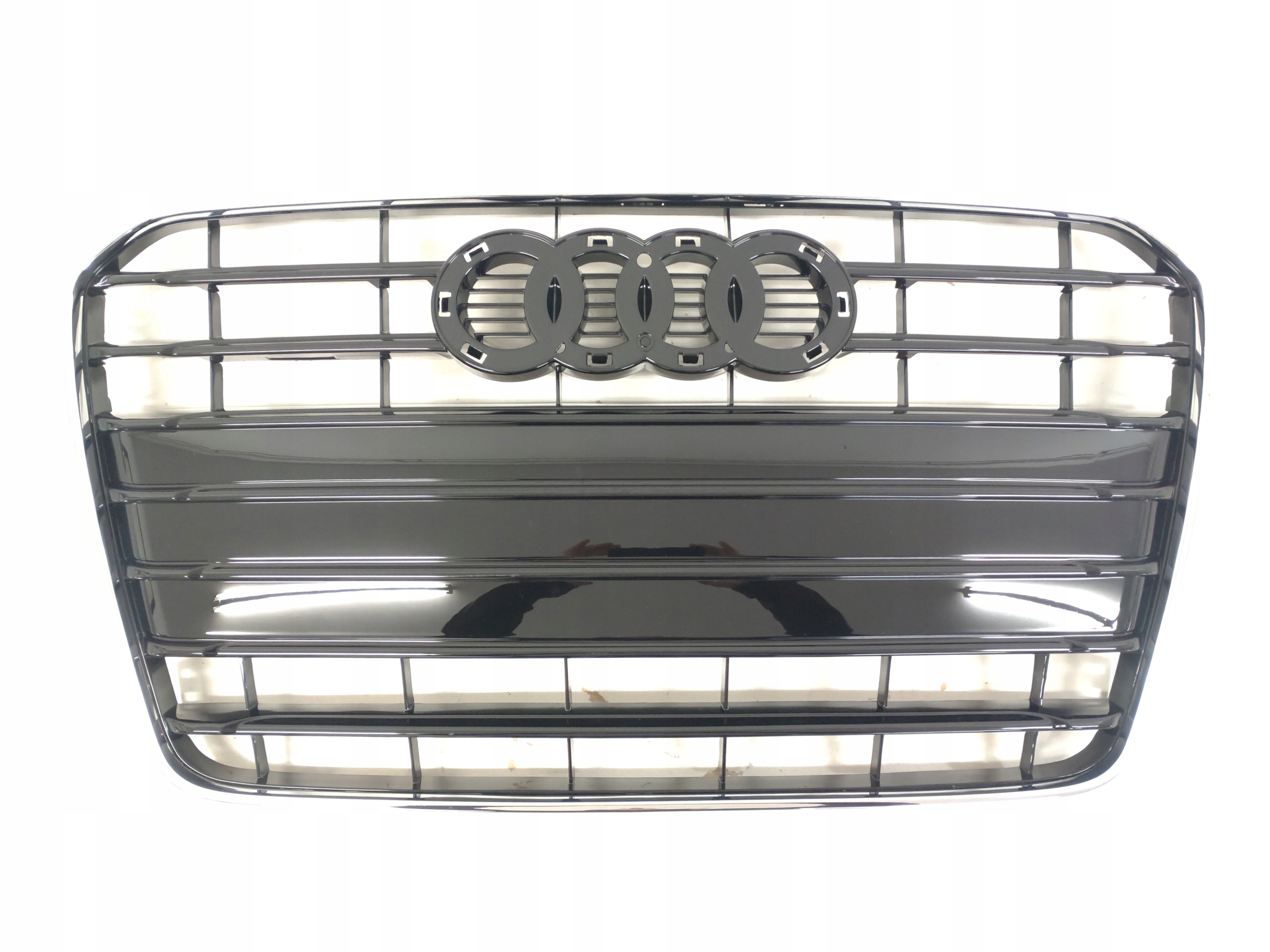 Решітка радіатора AUDI A5 B8 РЕСТАЙЛІНГ 11- 16 S-LINE