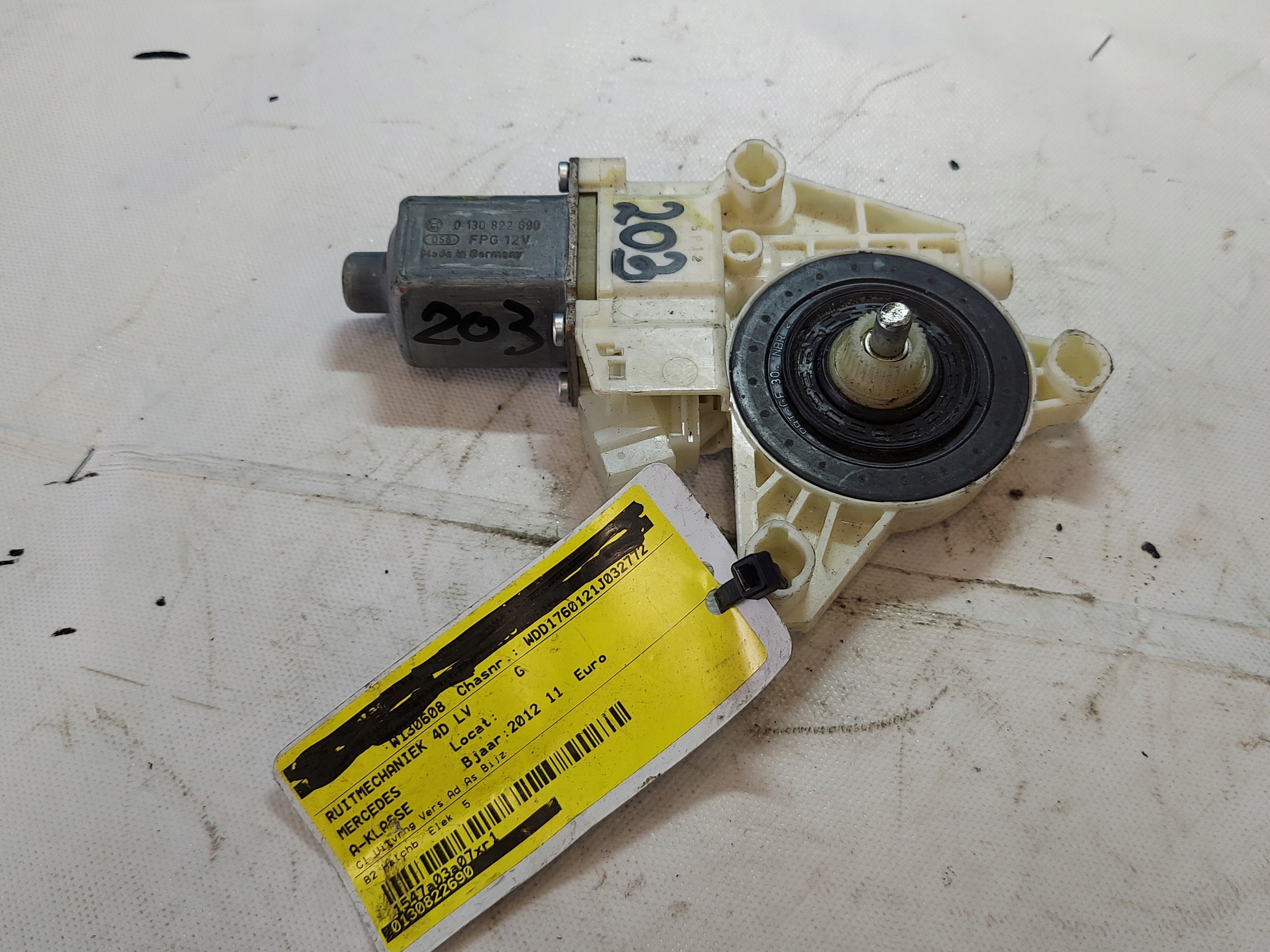 engine lifting windows MERCEDES W169 A2469065100 left front
