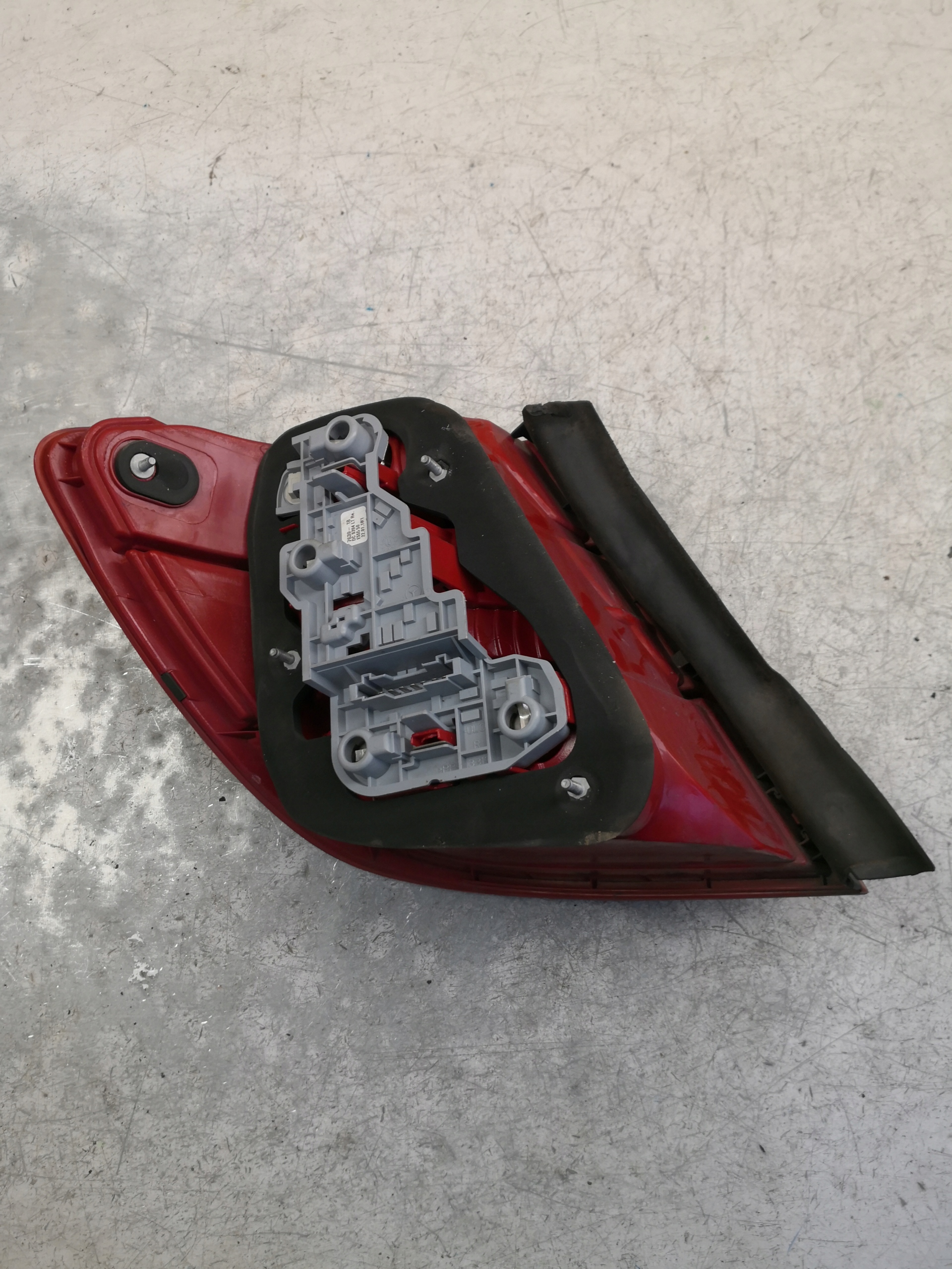 light right rear part TYC MERCEDES W204 KOMBI
