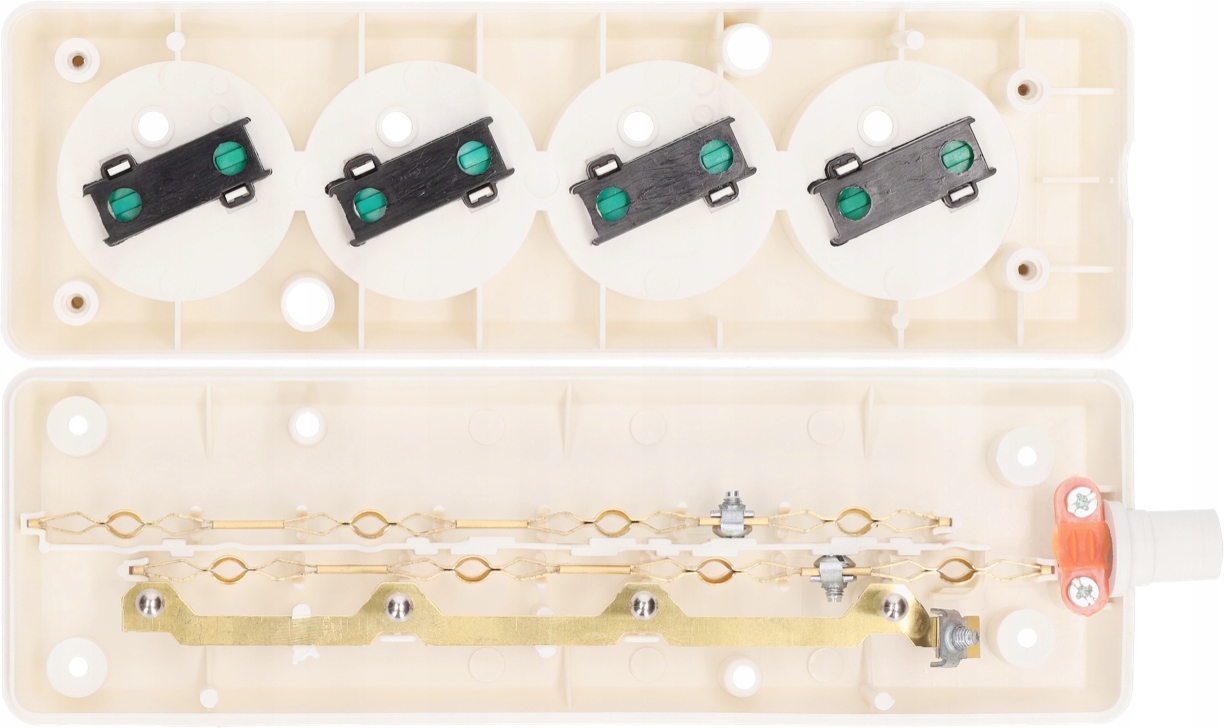 Gniazdo przedłużacza poczwórne z uziemieniem biały Typ gniazda Gniazdo Listwa