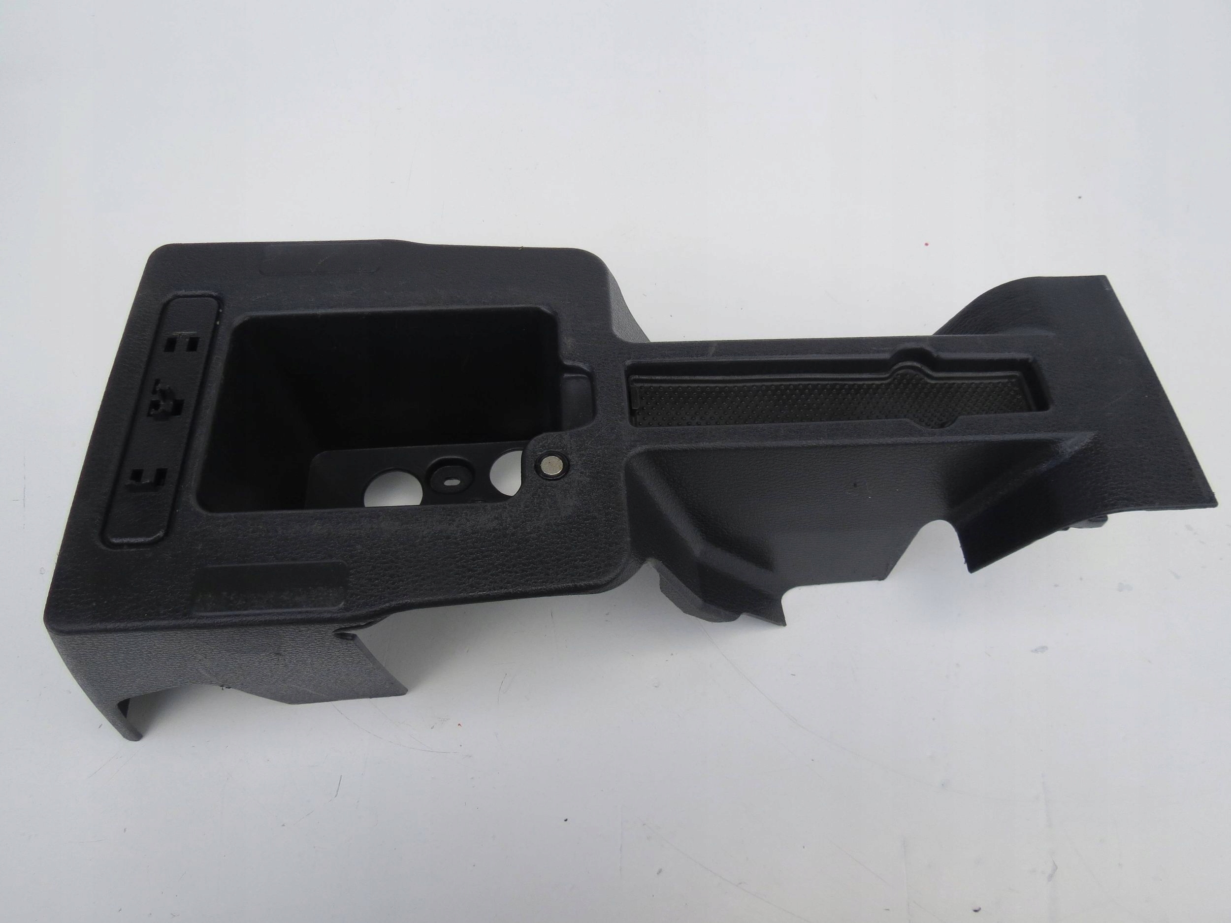 TUNEL mitte III RZAD VOLVO XC90 V8 4.4 8665779