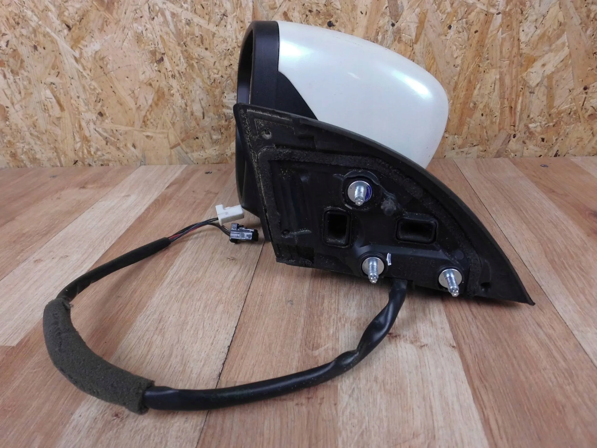 Nissan Leaf II (ZE1) 2017+ mirror left 8-PIN