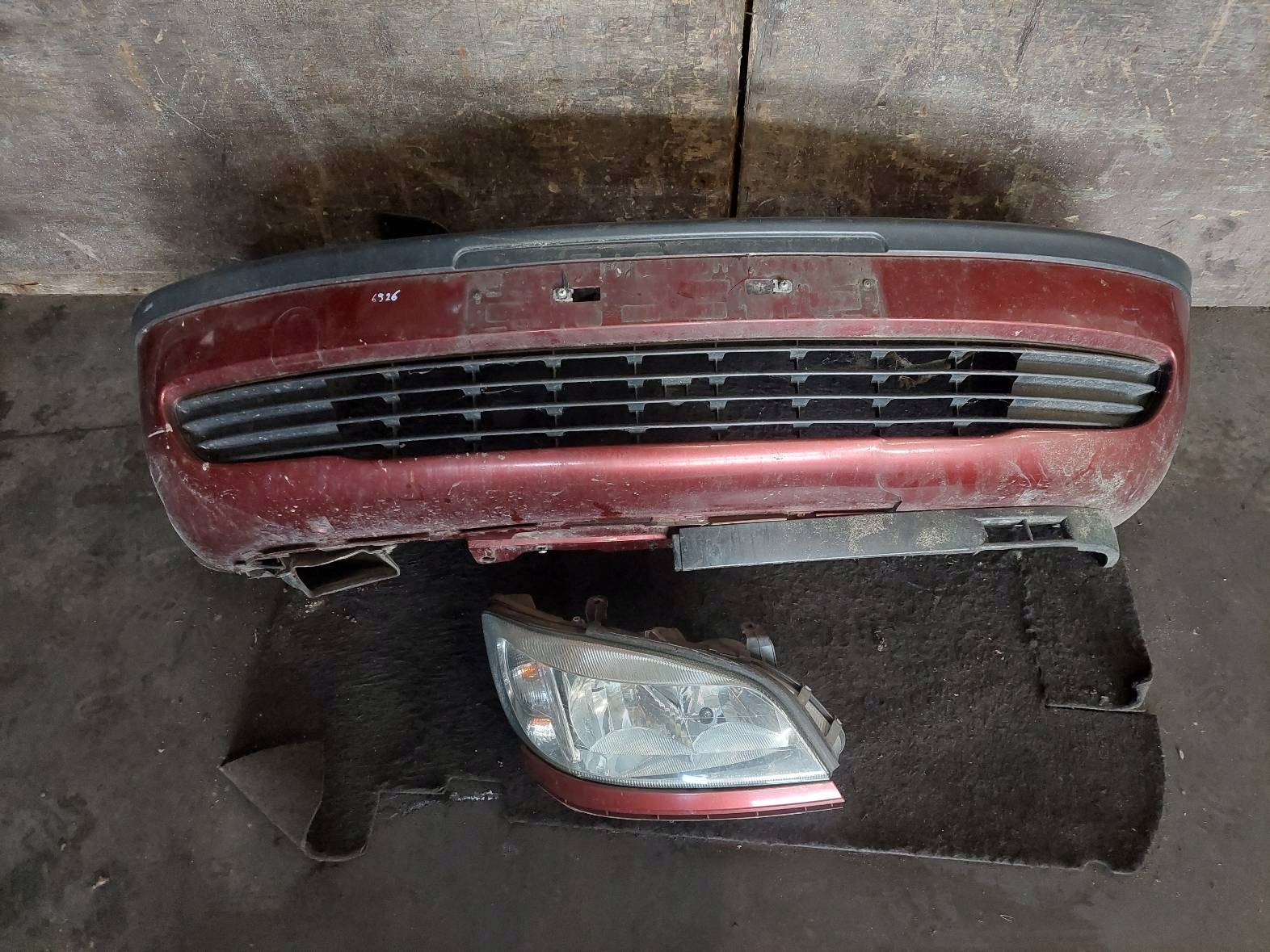 bumper front + light right front OPEL ZAFIRA A Z549
