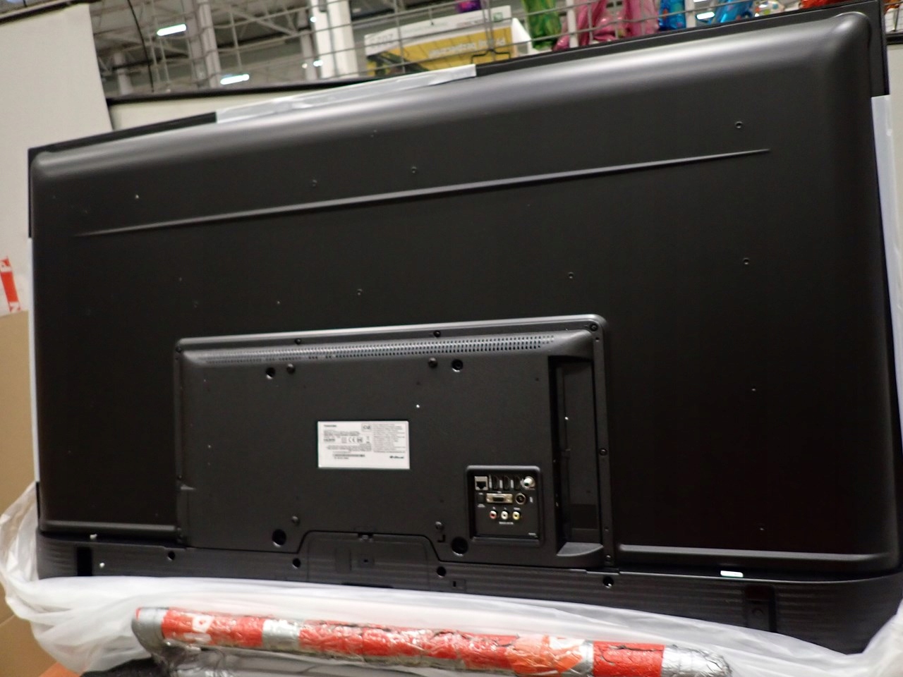 TOSHIBA 55LA2063DG UHD AndroidTV-Uszkodzony Model 55UA2063DG