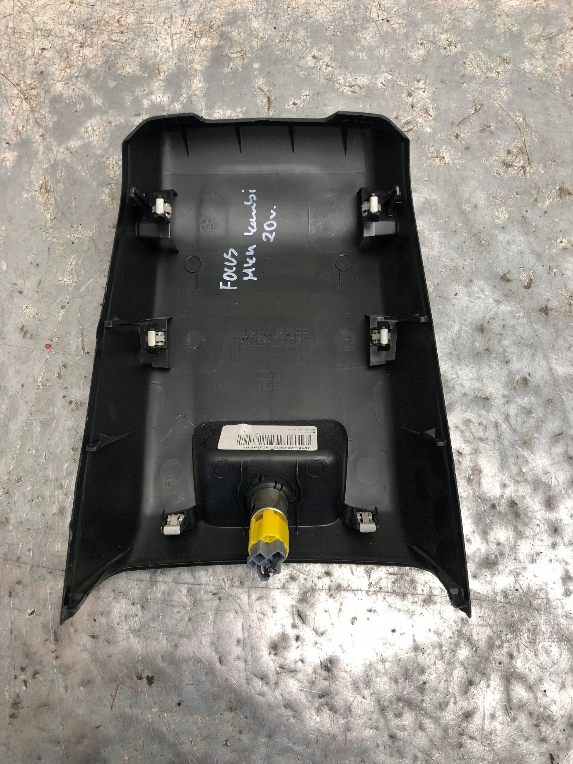 Blende Abdeckung TUNELU heck FORD FOCUS MK4 KOMBI JX7B-A045B72-AC