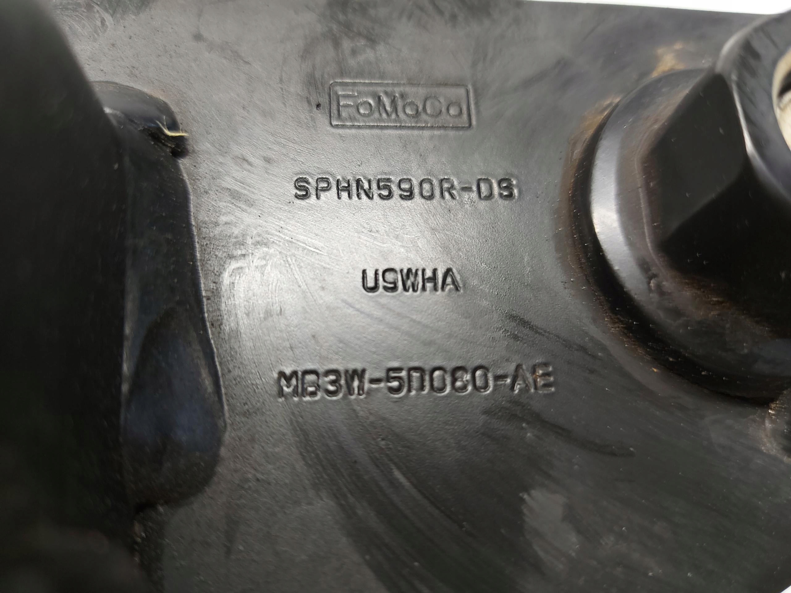 Ford Ranger VI 6 2024r. console holder front MB3W-5D080-AE-JLK01