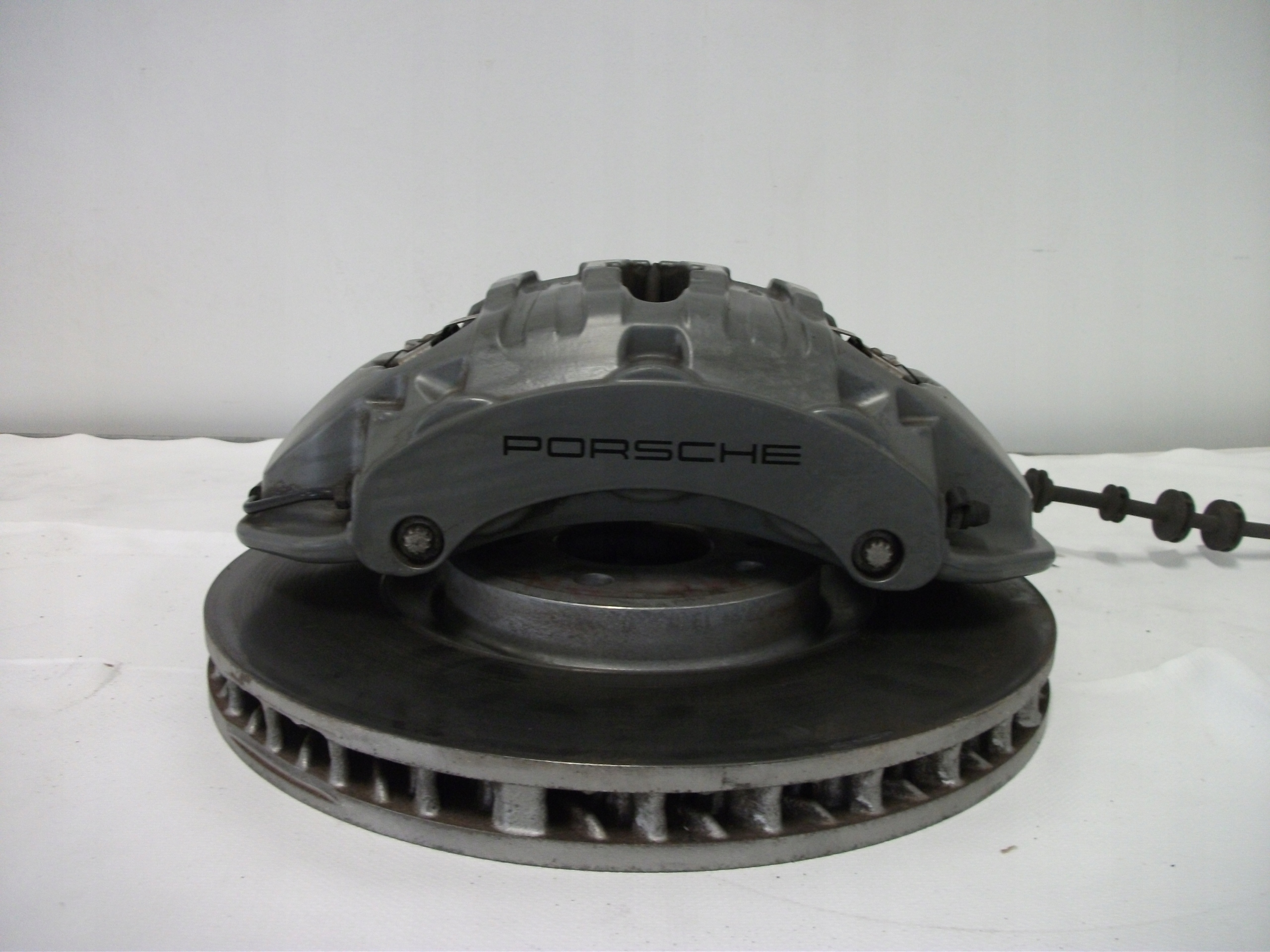 7PP615123 ТОРМОЗНОЙ СУППОРТ ДИСК MACAN 360X35