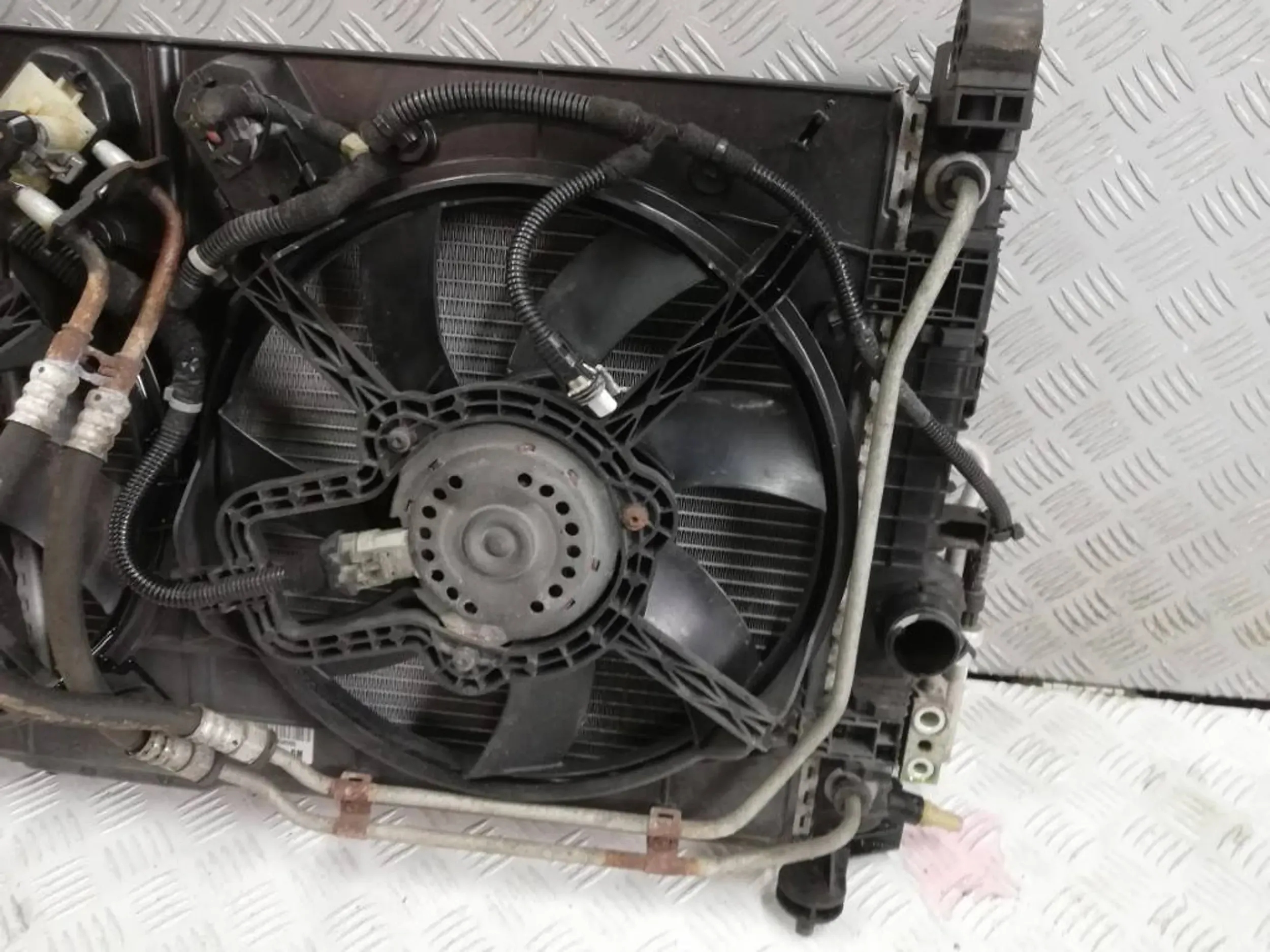 Opel Meriva B 1.7 CDTI CHŁODNICE KOMPLET AUTOMAT Typ samochodu Samochody osobowe