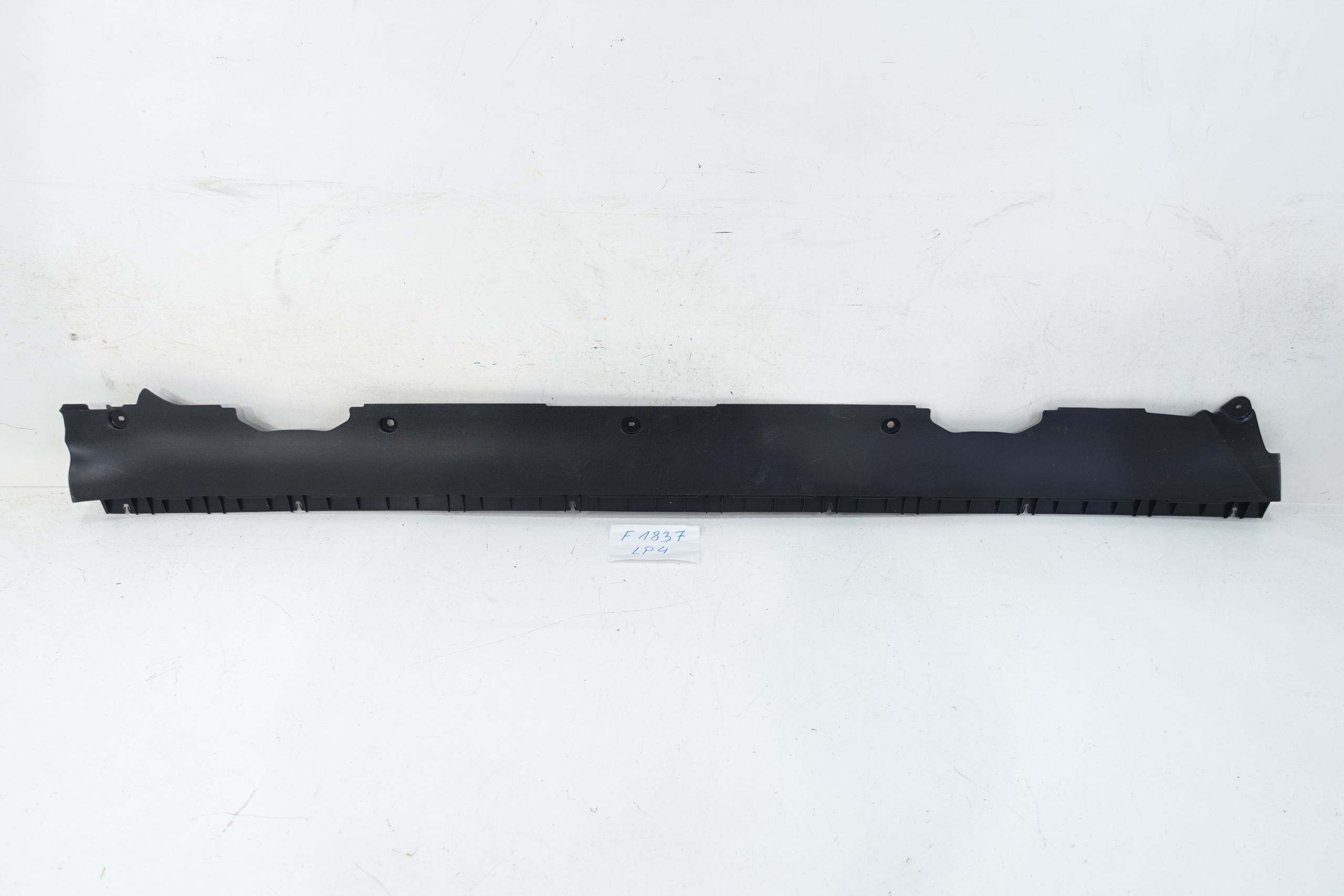 TESLA MODEL Y 2019- moulding threshold left lower 1625377-00-C