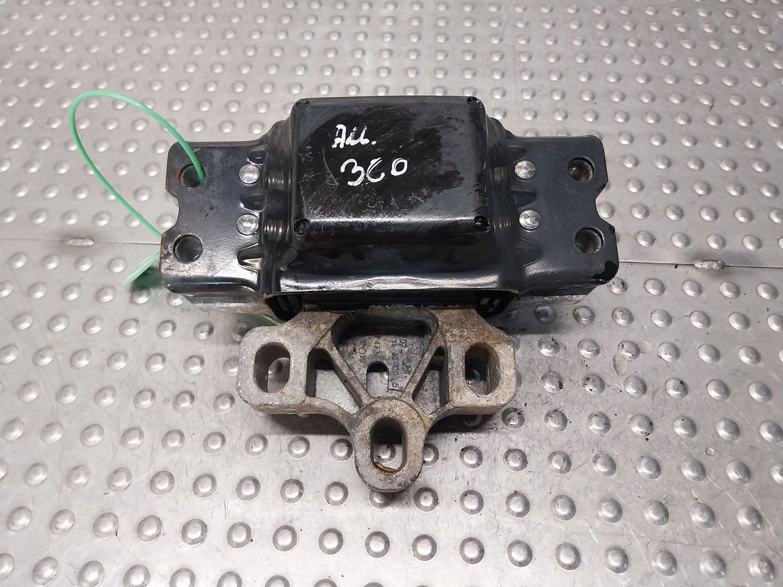 holder gearbox mounting 3C0199555AA VW PASSAT B6 B7 CC GOLF VI A3 8P 2.0TDI