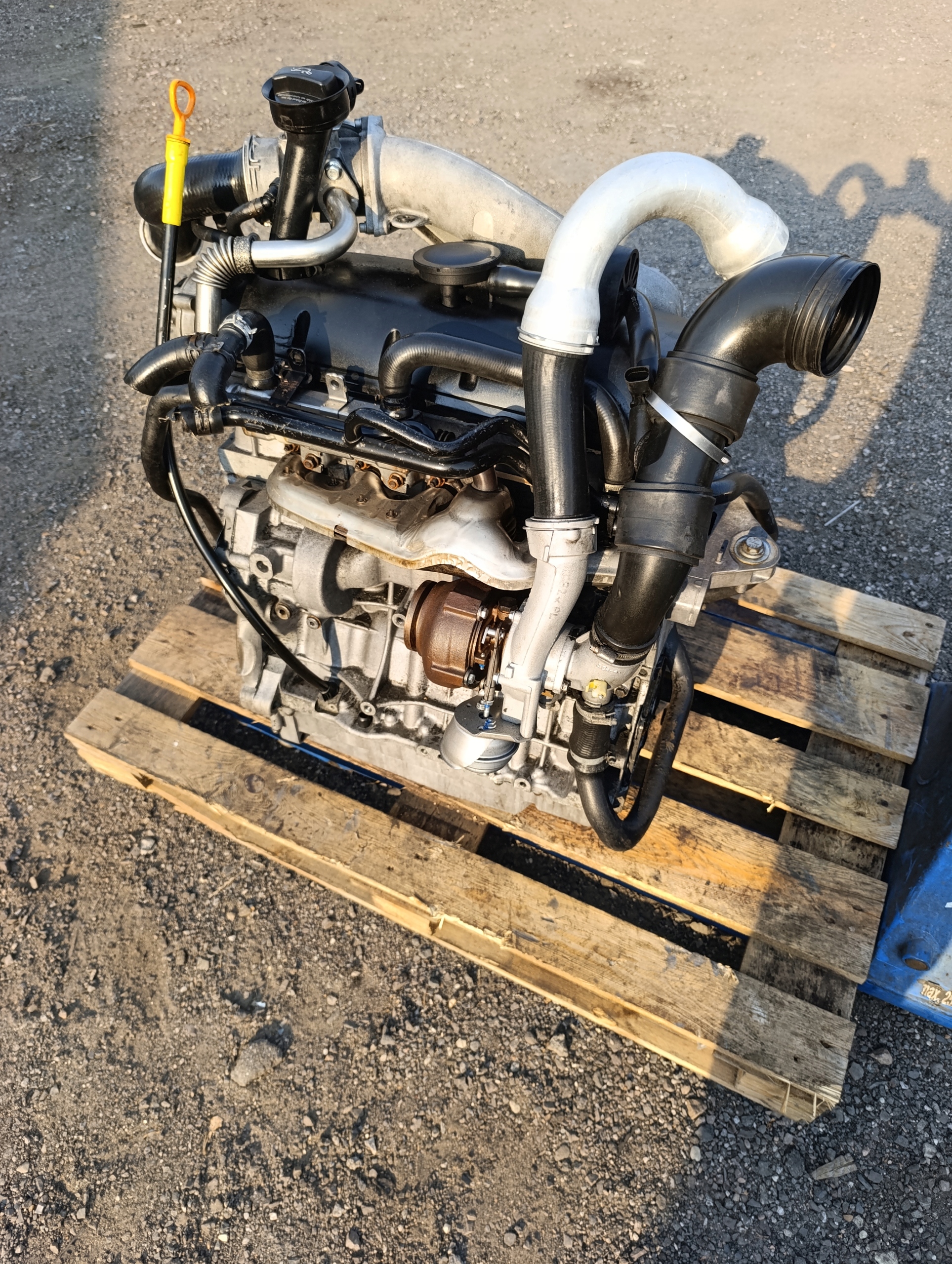 VW T5 engine complete 2.5 TDI AXD 130km przebieg 168 tys.
