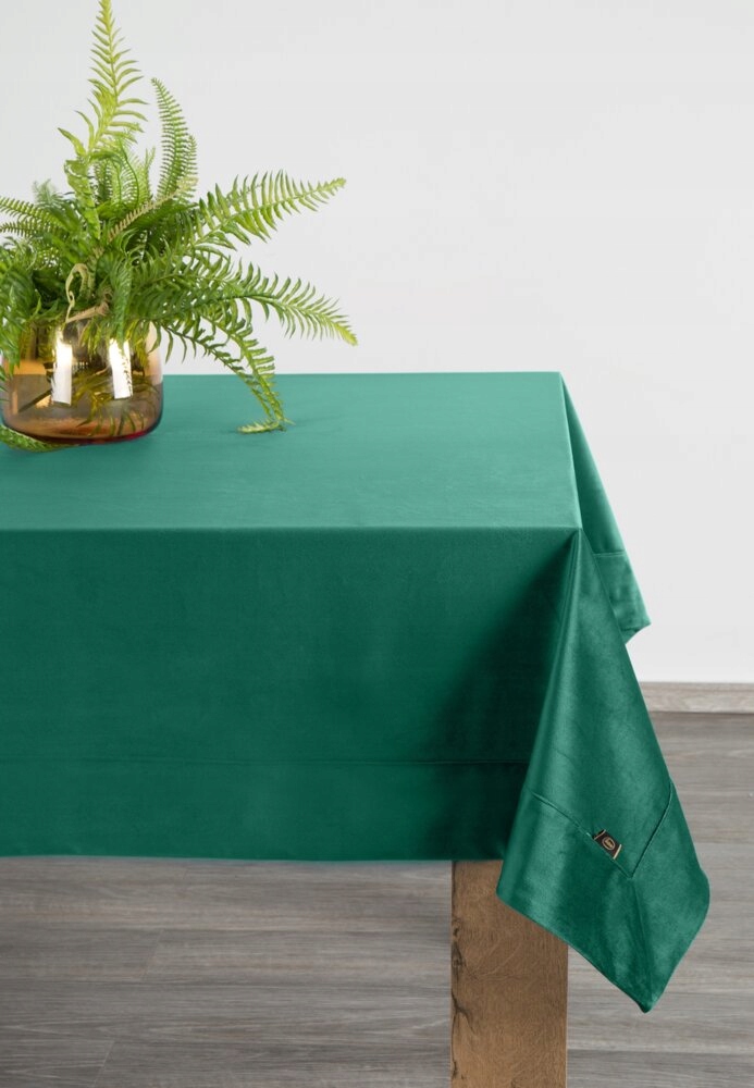 Dekorativní ubrus Velvet 145x180 Eurofirany tmavě zelený
