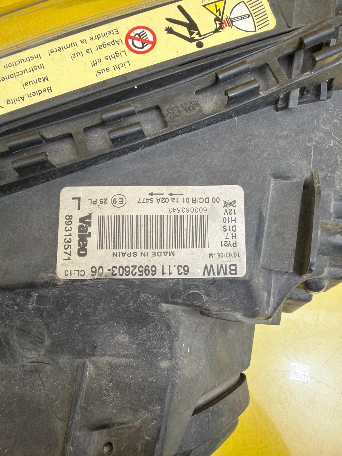 feu gauche avant BMW 1 E87 E82 2004- Bi-Xenon 6952603