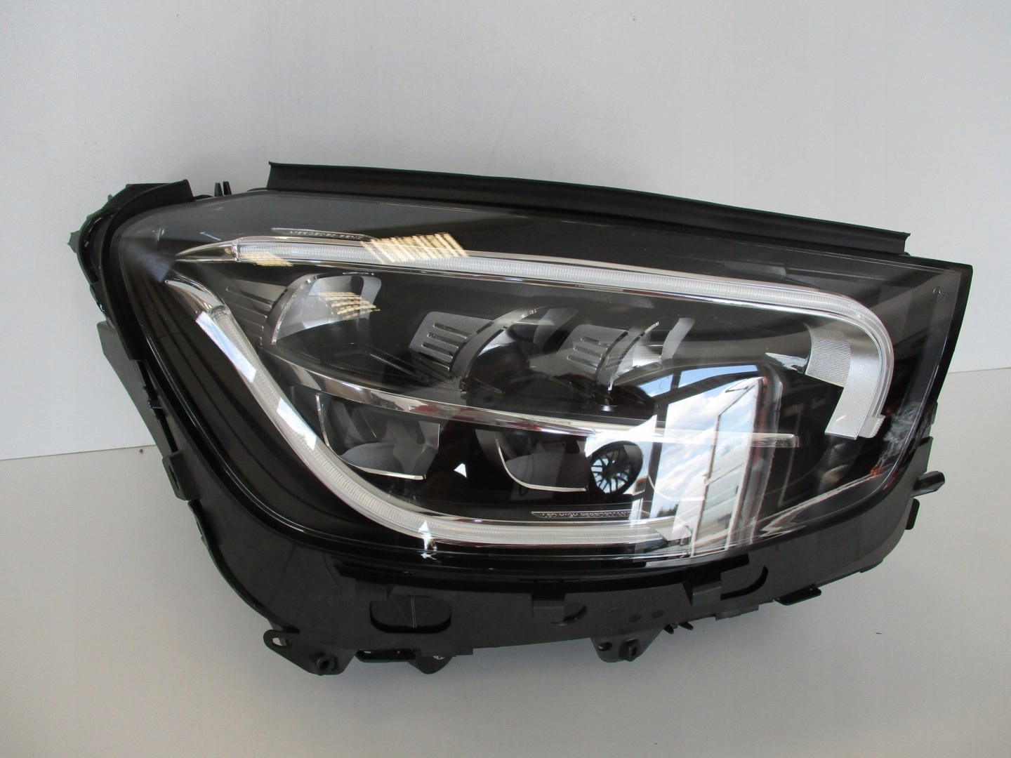 LAMPA FULL LED HIGH PERFORMANCE GLC LIFT PRAWA Strona zabudowy prawa