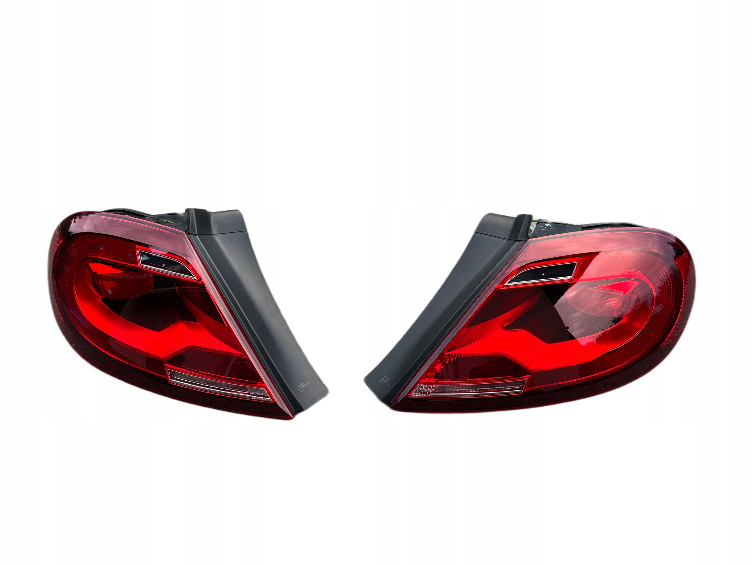 VW BEETLE 2019 USA tylne lampy L 5C5.945.095 R + P 5C5.945.096 R