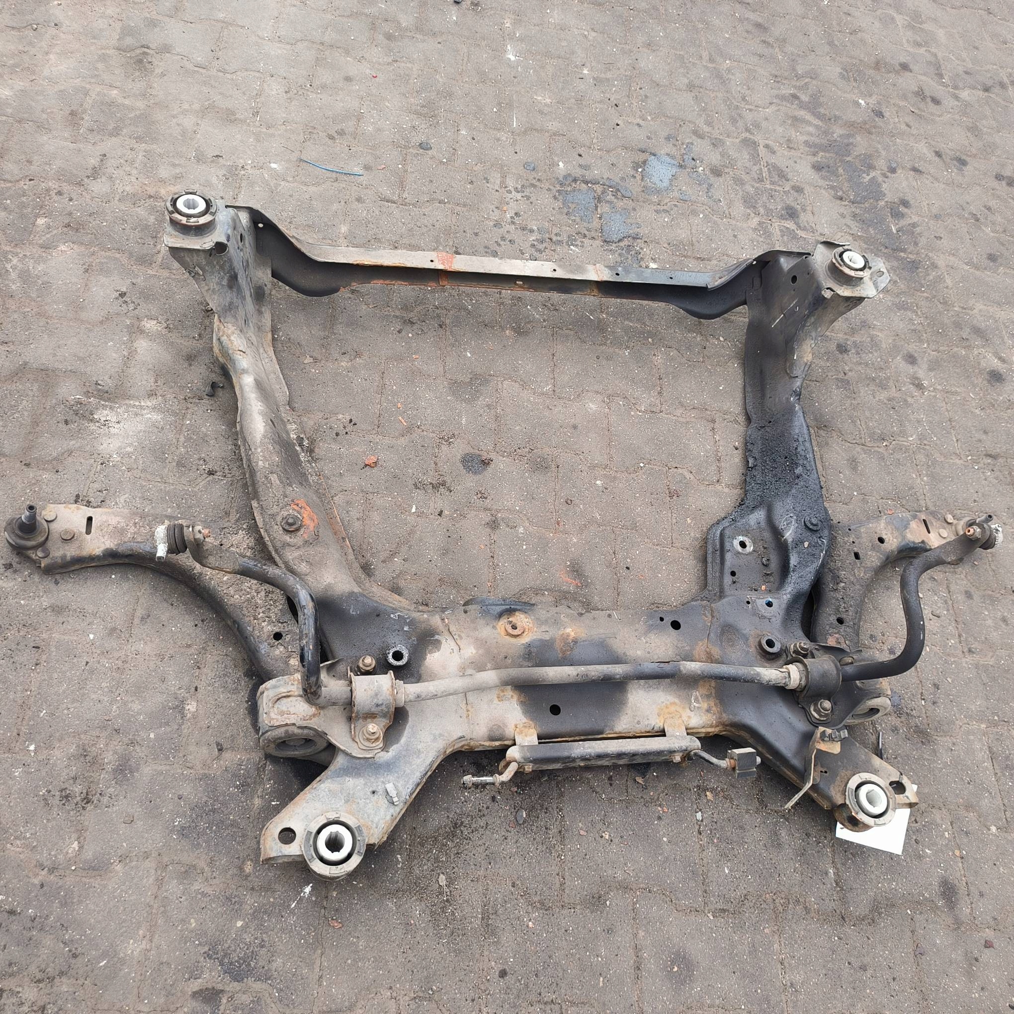 Achsträger vorne VOLVO S80 II