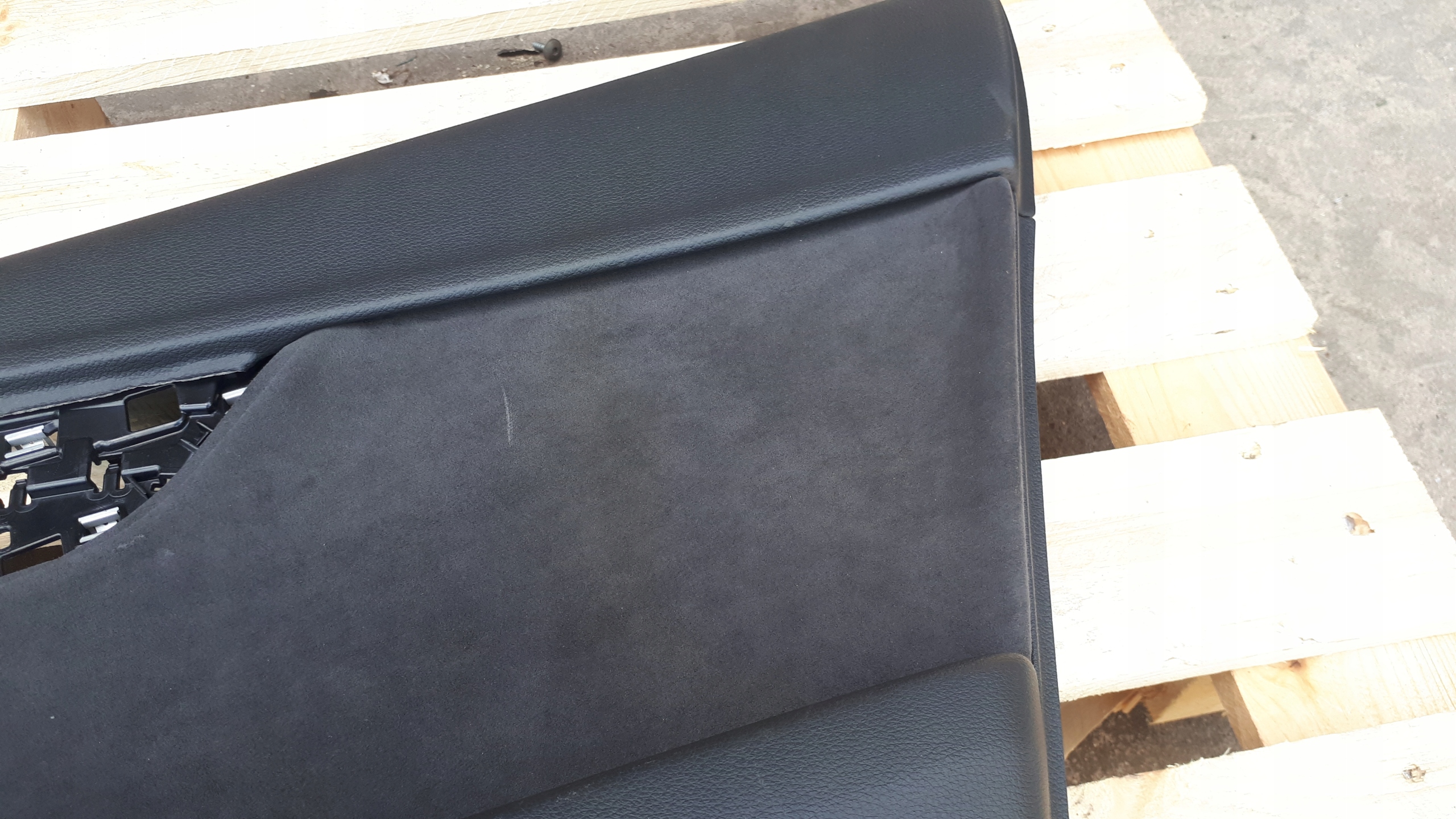 A4 B9 8W S4 side door right rear part ALCANTARA