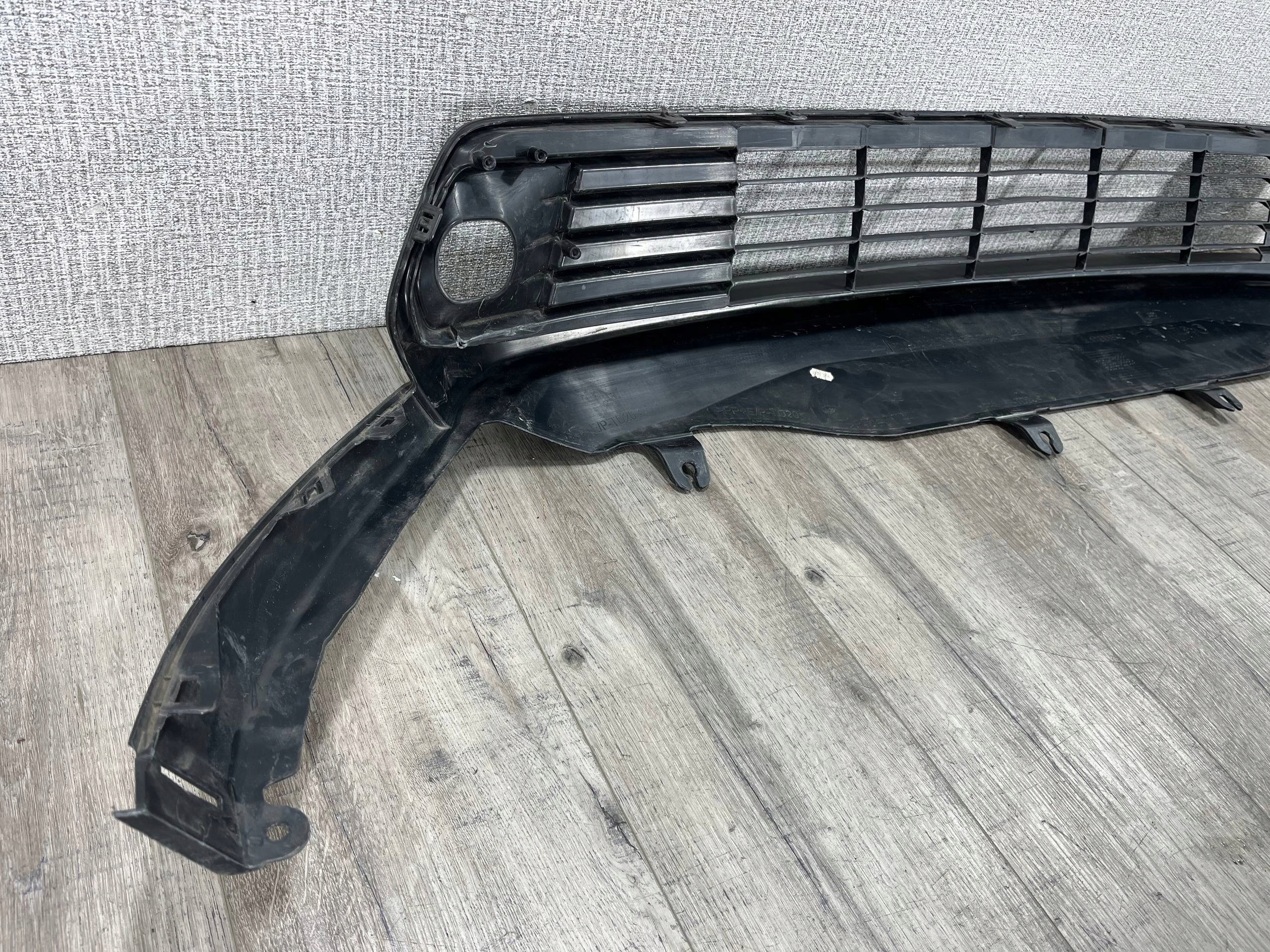 TOYOTA YARIS CROSS 2020 -> accessories bumper front 52129-0D080