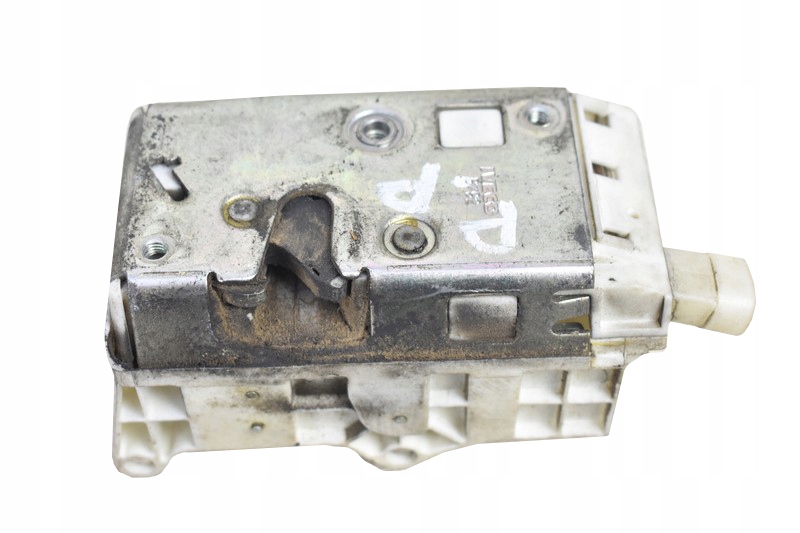 ивеко замок двери. ивеко замок двери. замок задней двери ивеко дейли. личинки замков iveco daily 2016. ивеко замок двери.