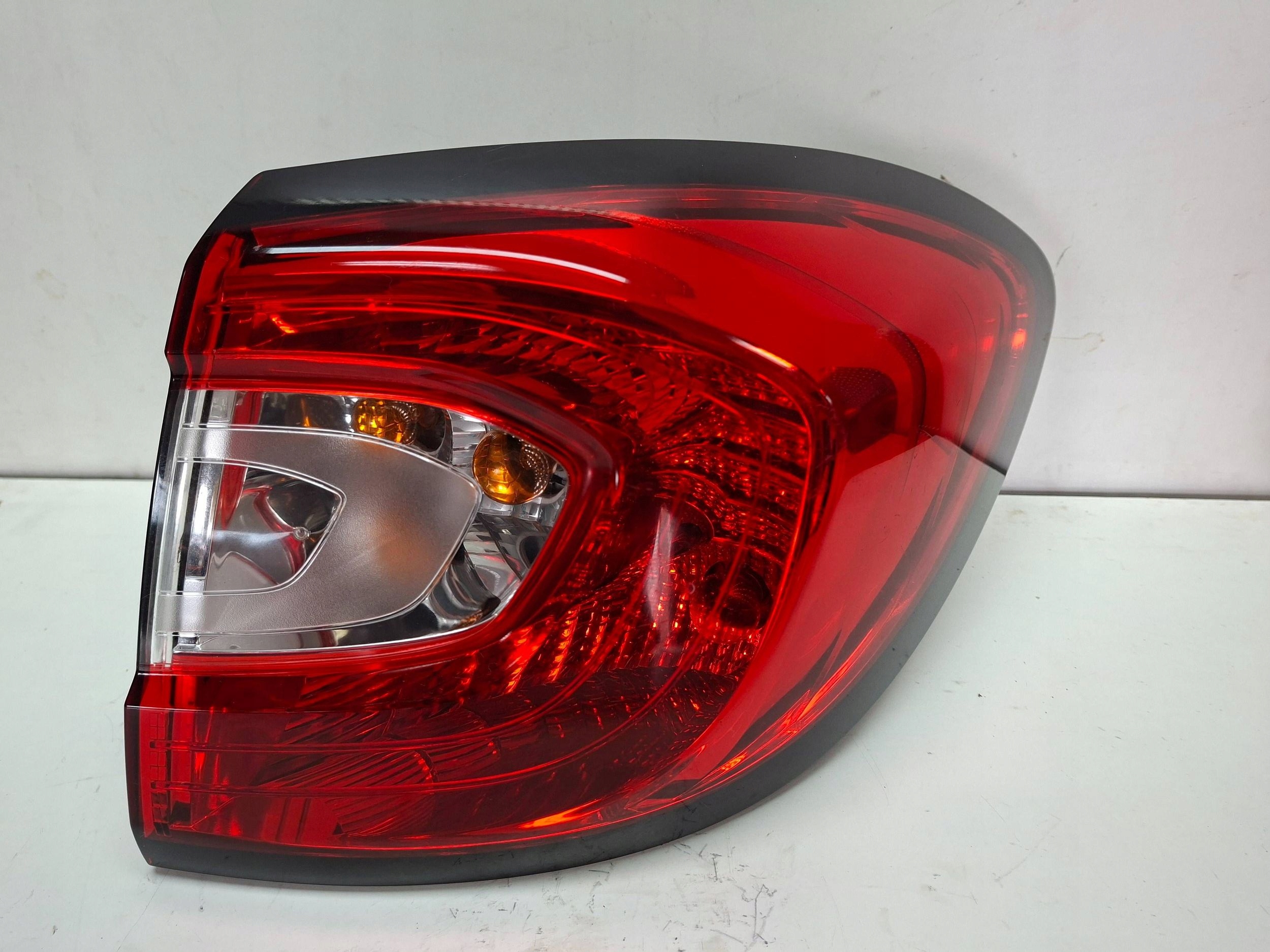 light rear right 265502731R RENAULT CAPTUR and 2013-2016