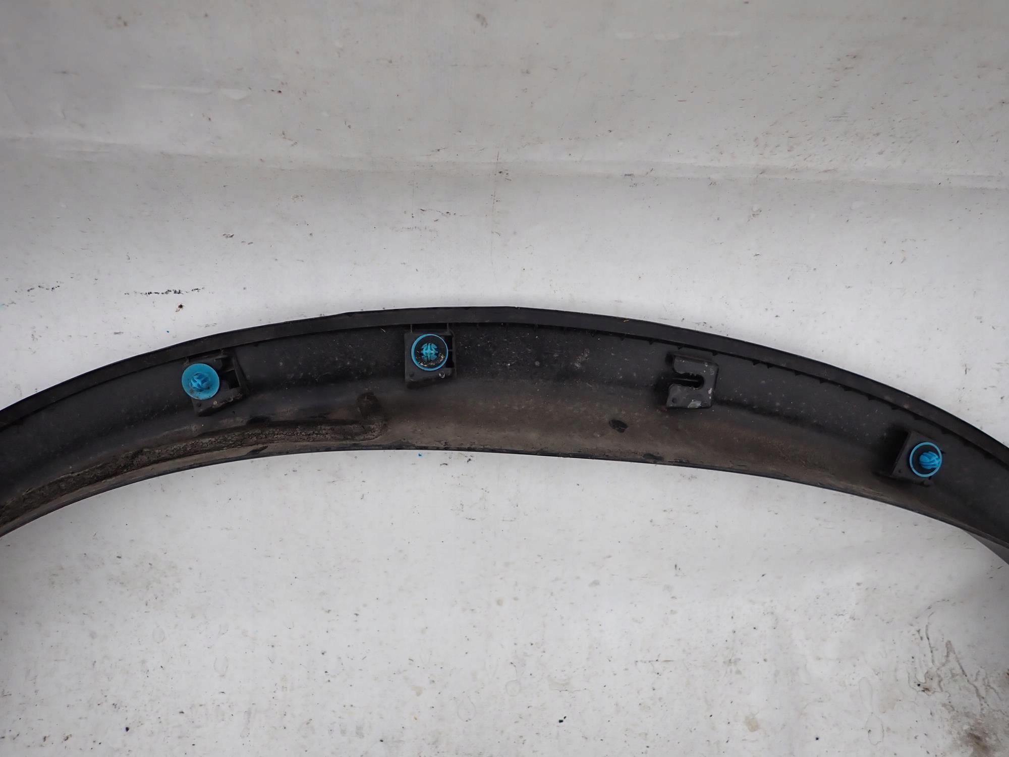 MITSUBISHI ASX and 1 LIFT 12-22 cap left rear part