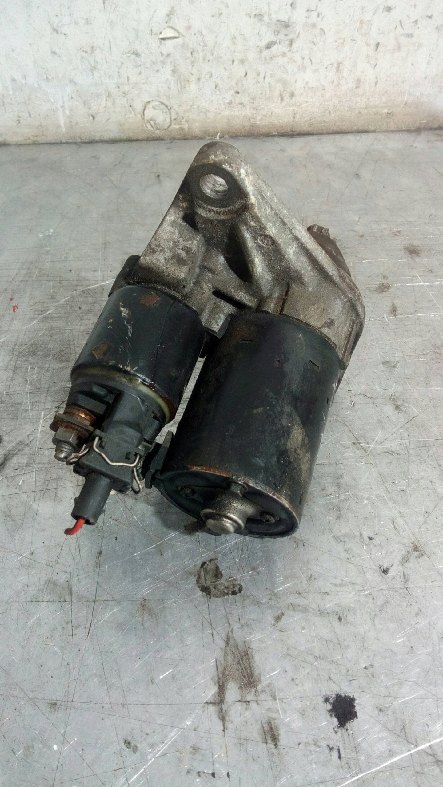 Rozrusznik Volkswagen Polo 9N2 1,2 B Producent części OEM